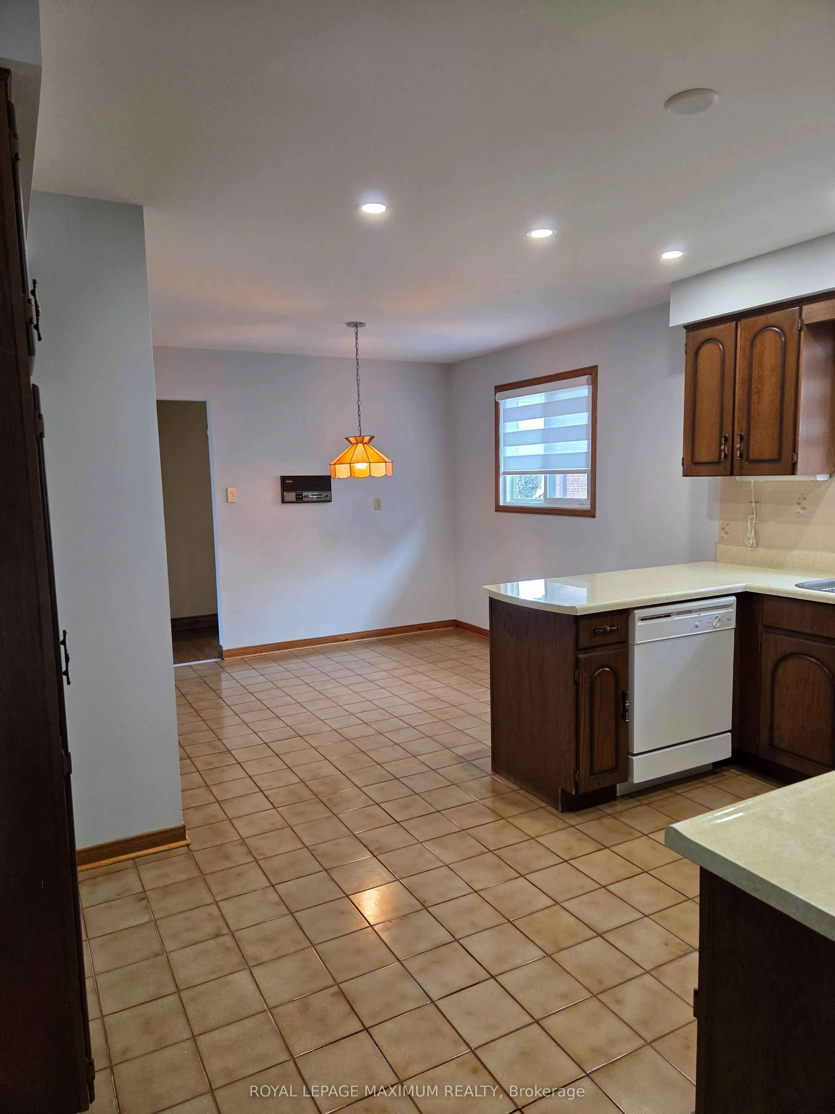 44 Flagstick Court