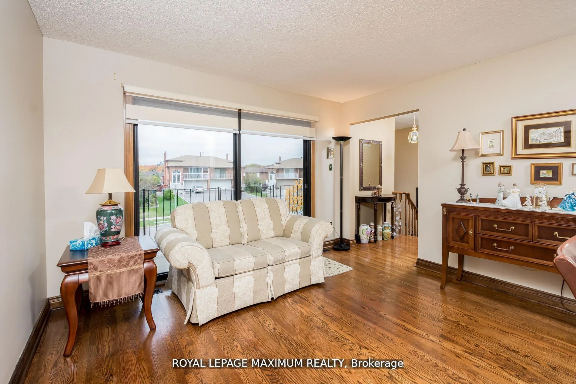44 Flagstick Court