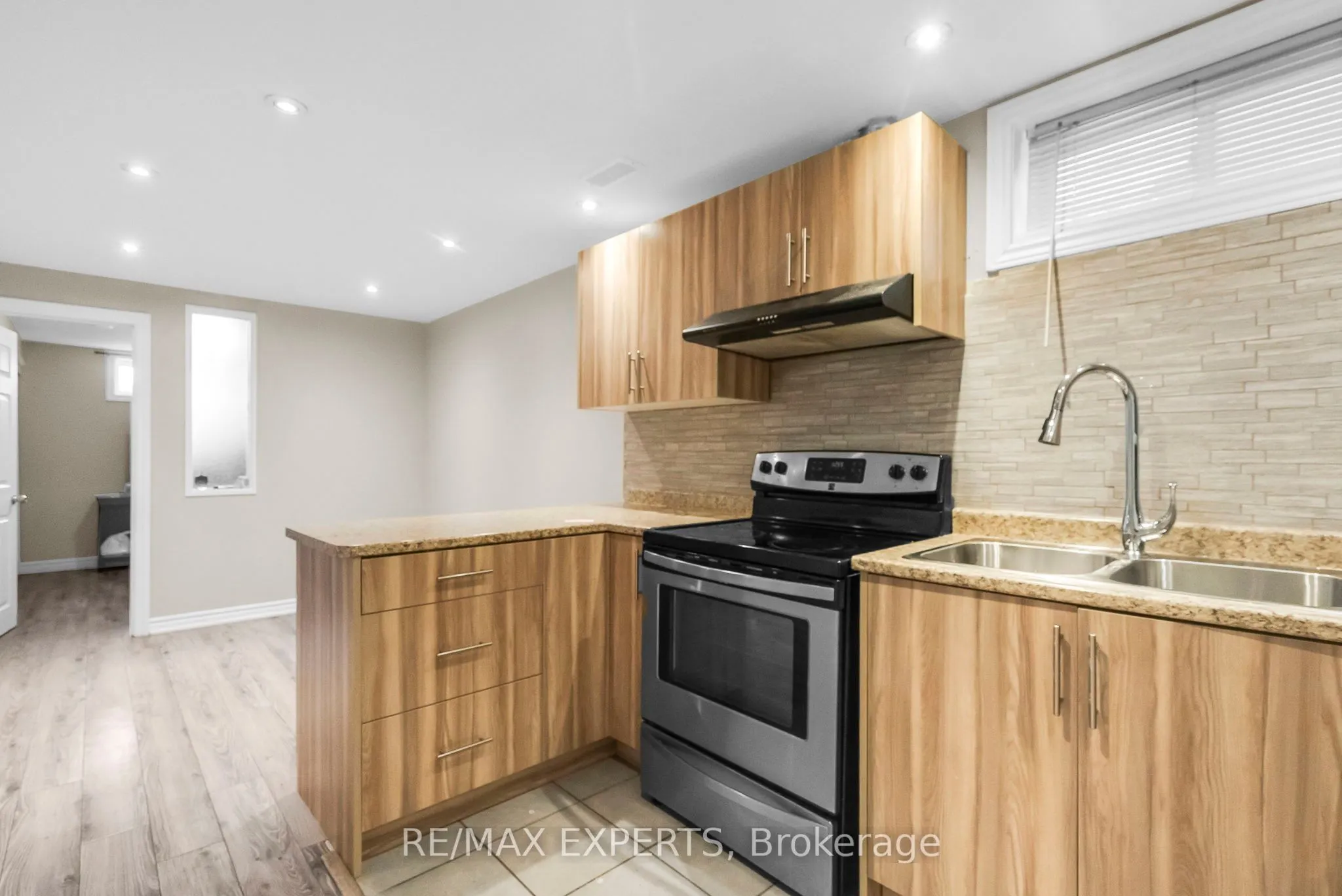 25 Waterville Way