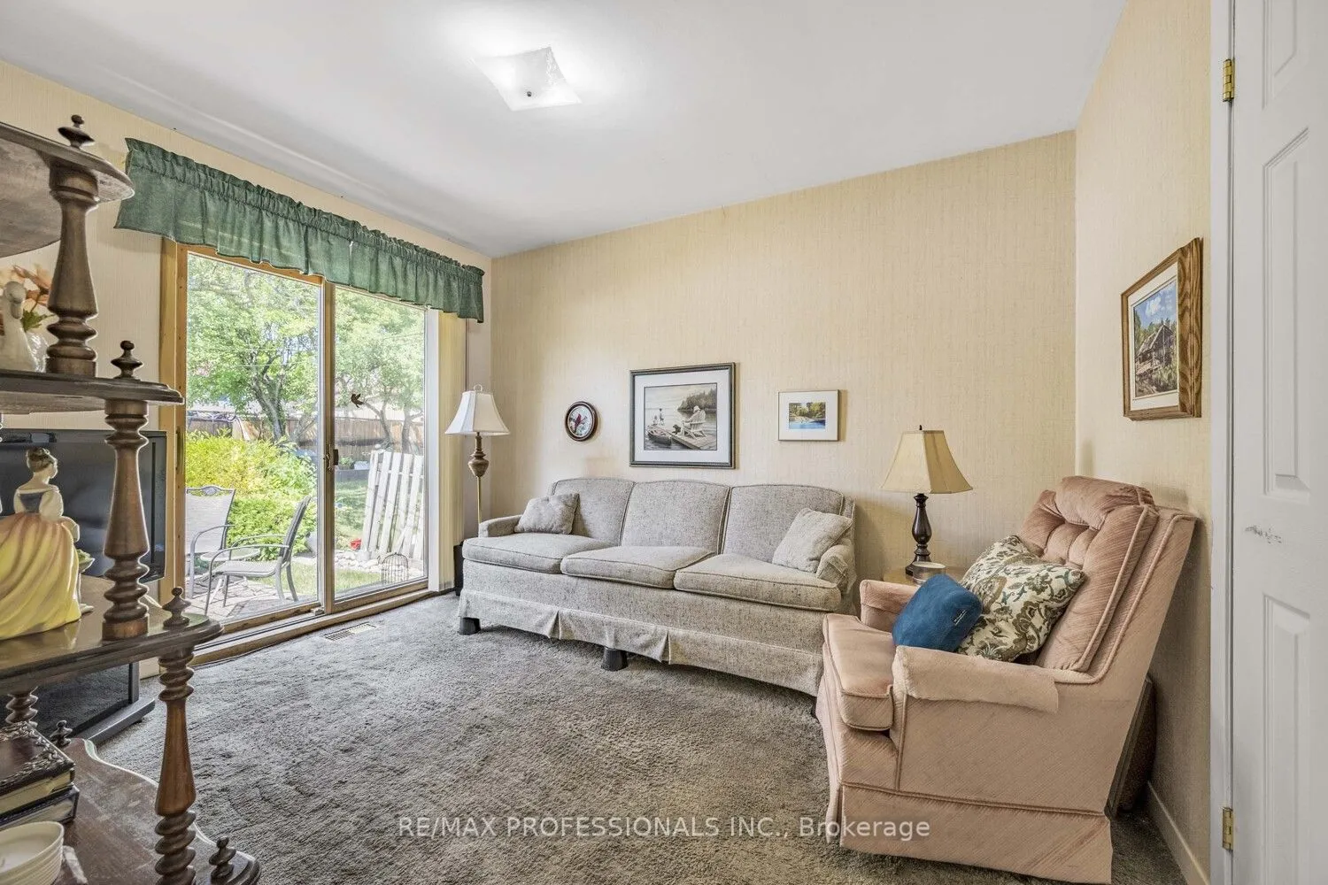 6 Joshua Avenue
