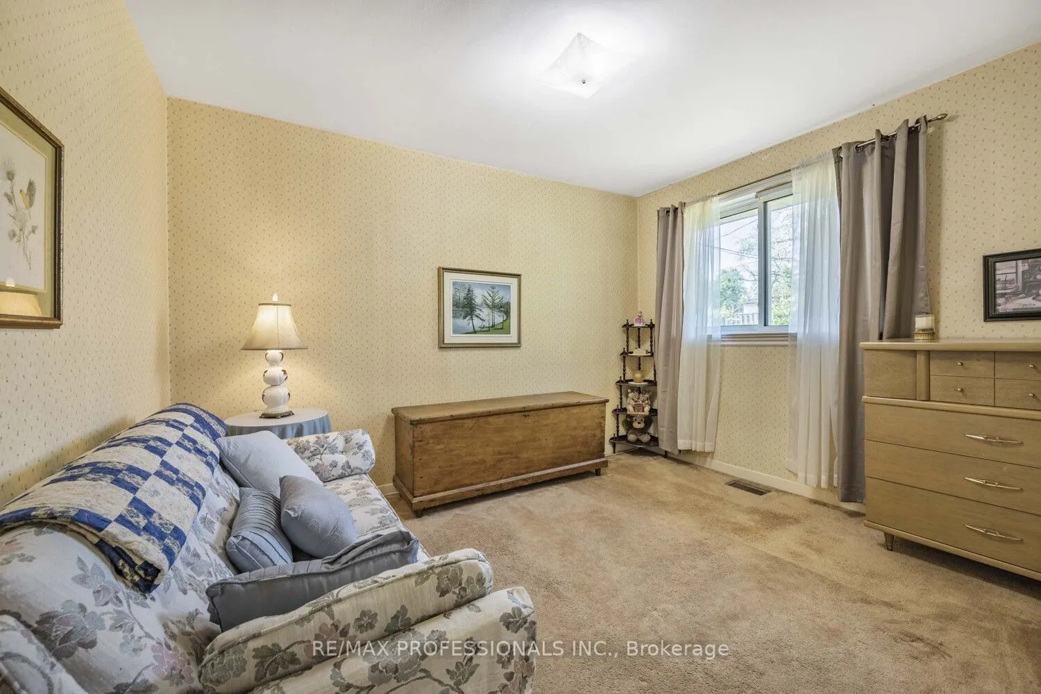6 Joshua Avenue