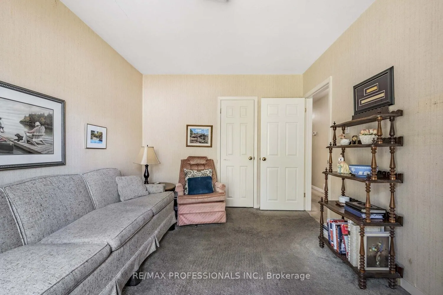 6 Joshua Avenue