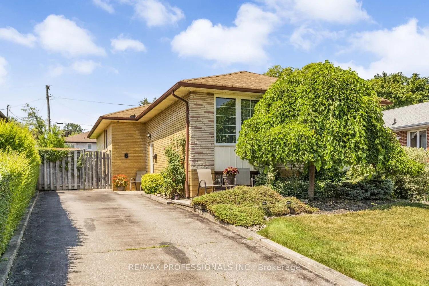 6 Joshua Avenue
