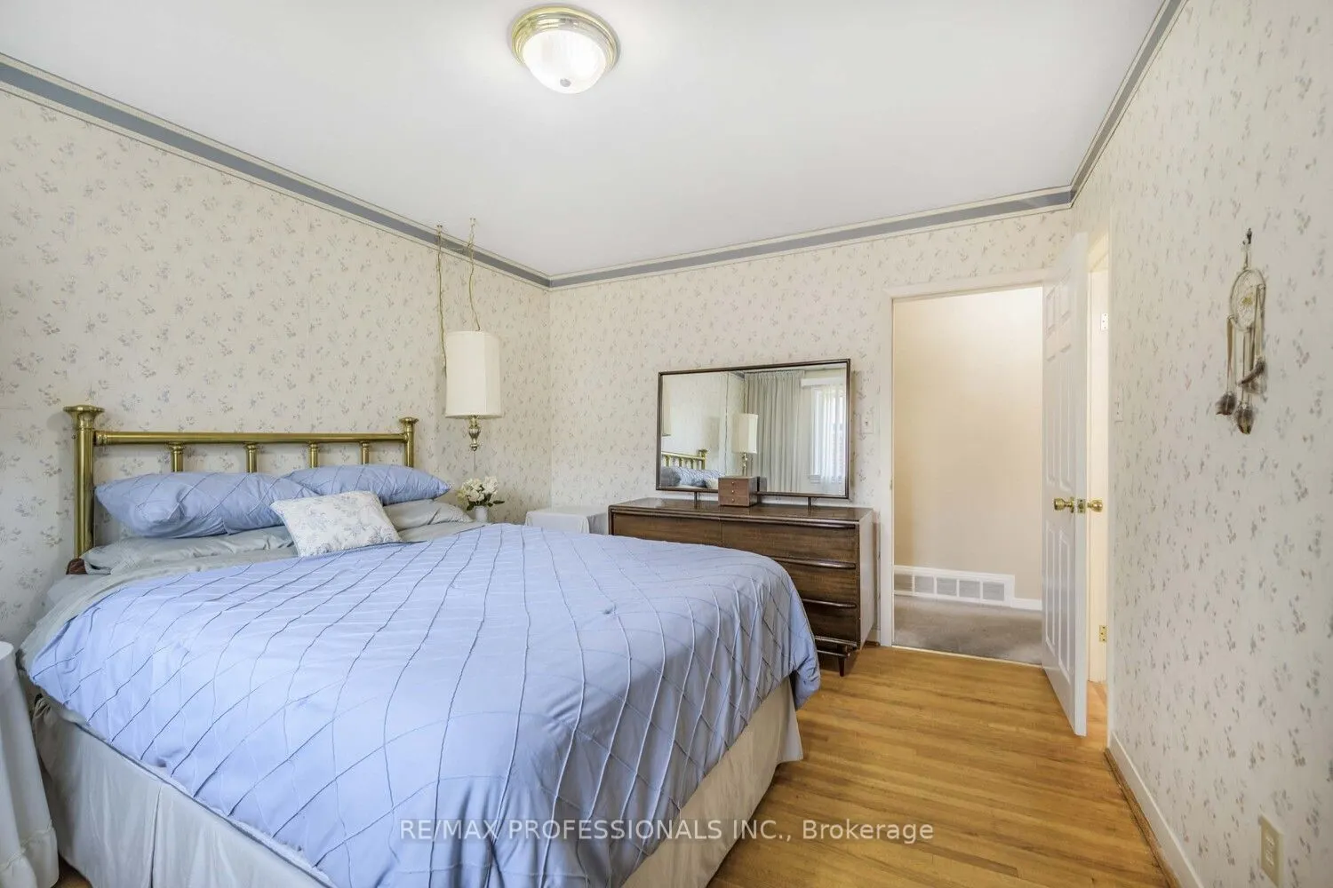 6 Joshua Avenue