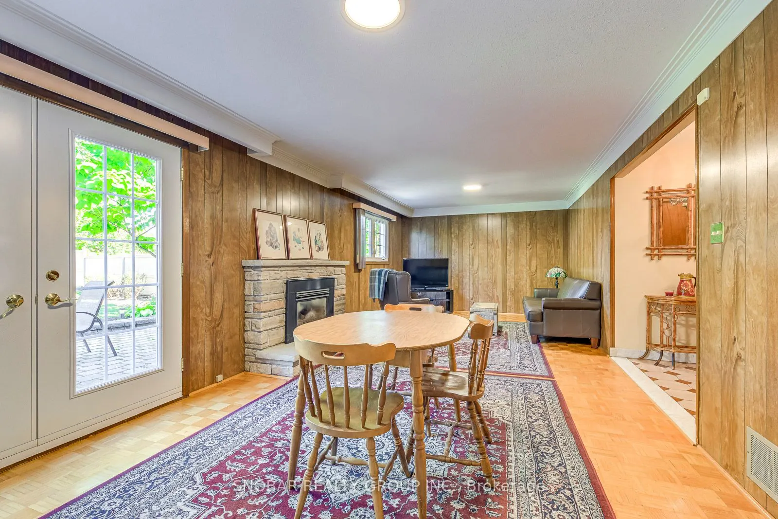 6 Sunvale Drive