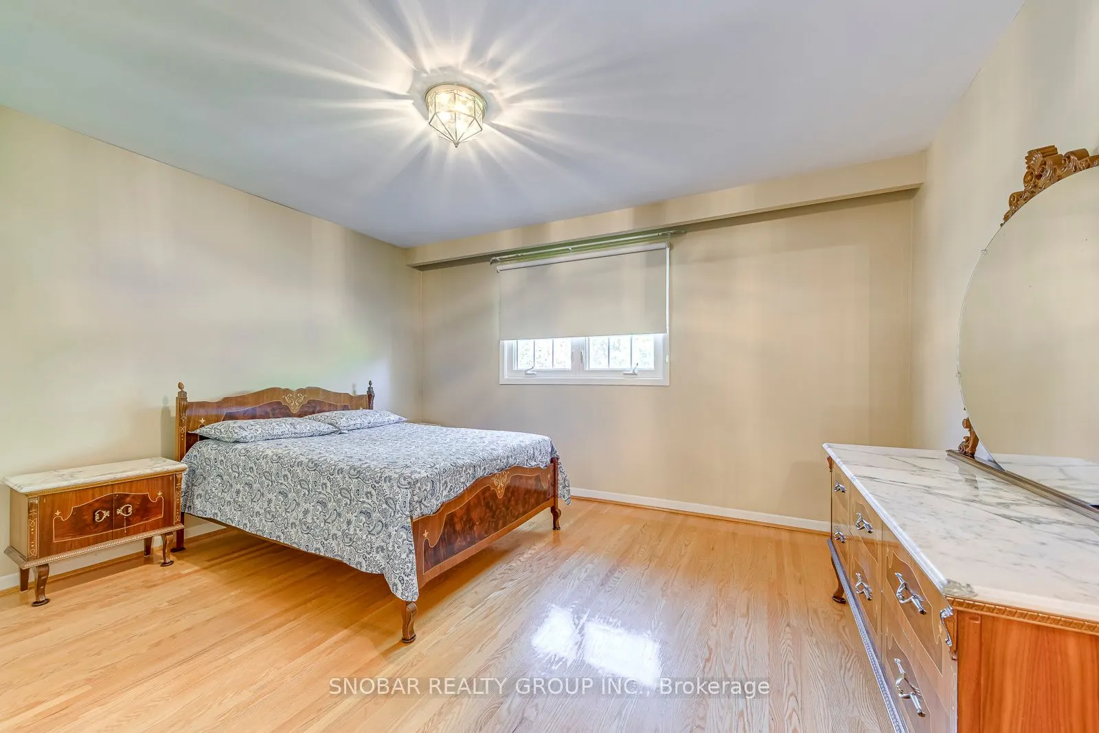 6 Sunvale Drive