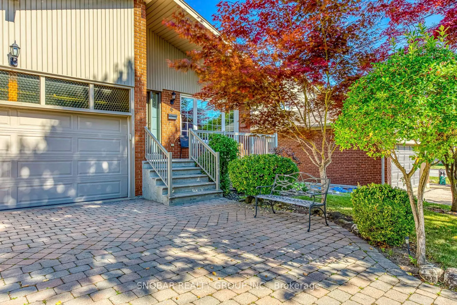 6 Sunvale Drive