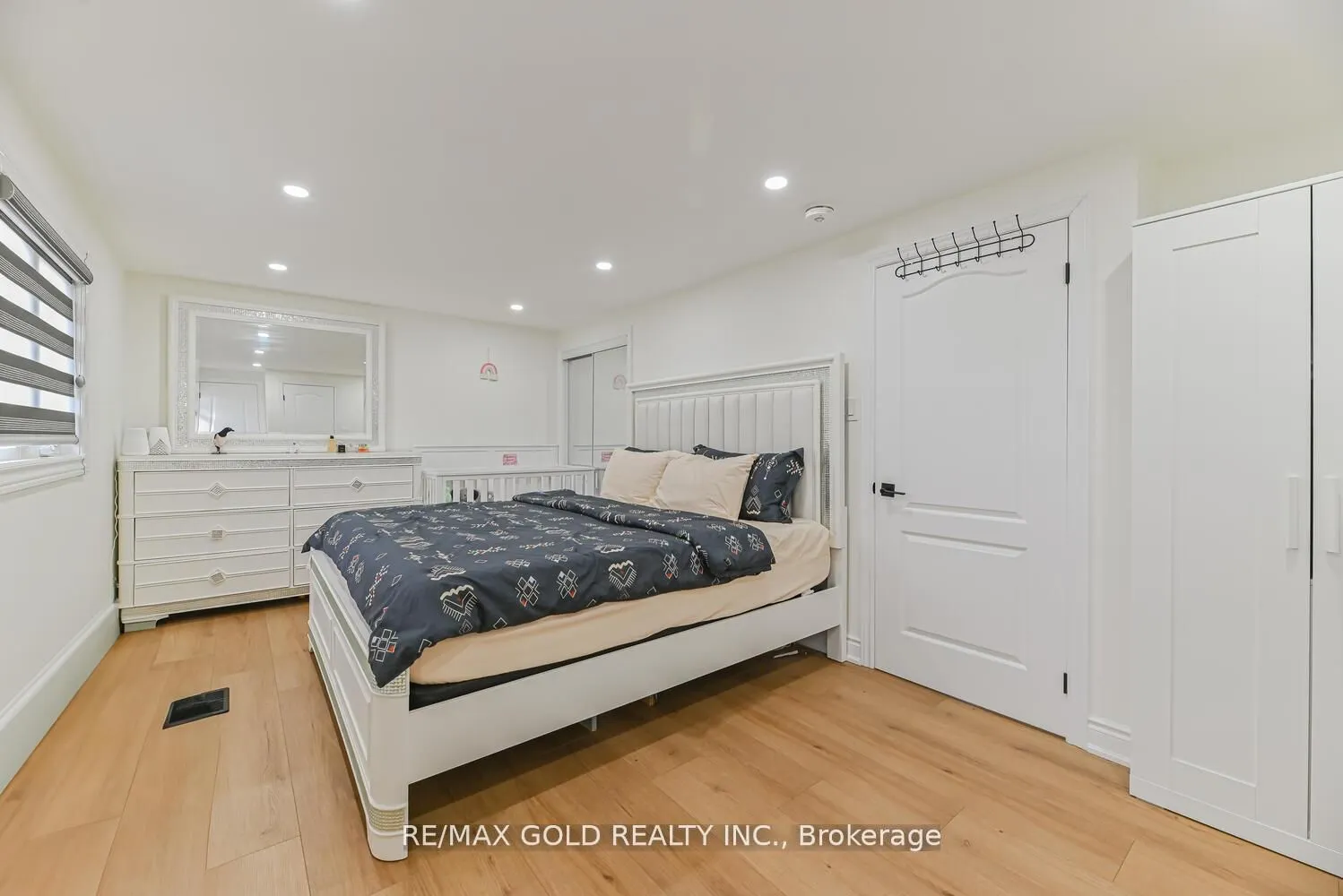 81 Drake Boulevard