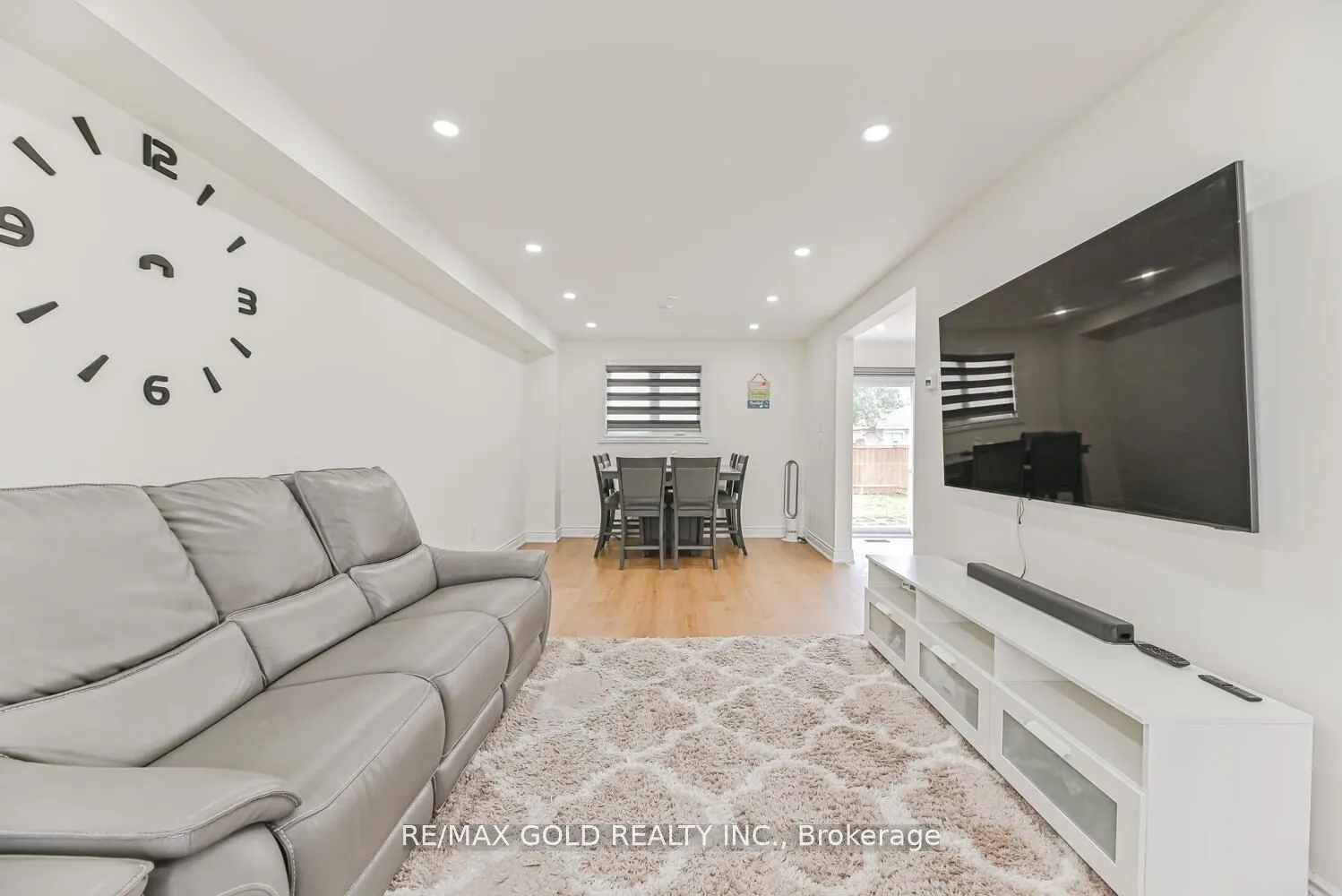 81 Drake Boulevard