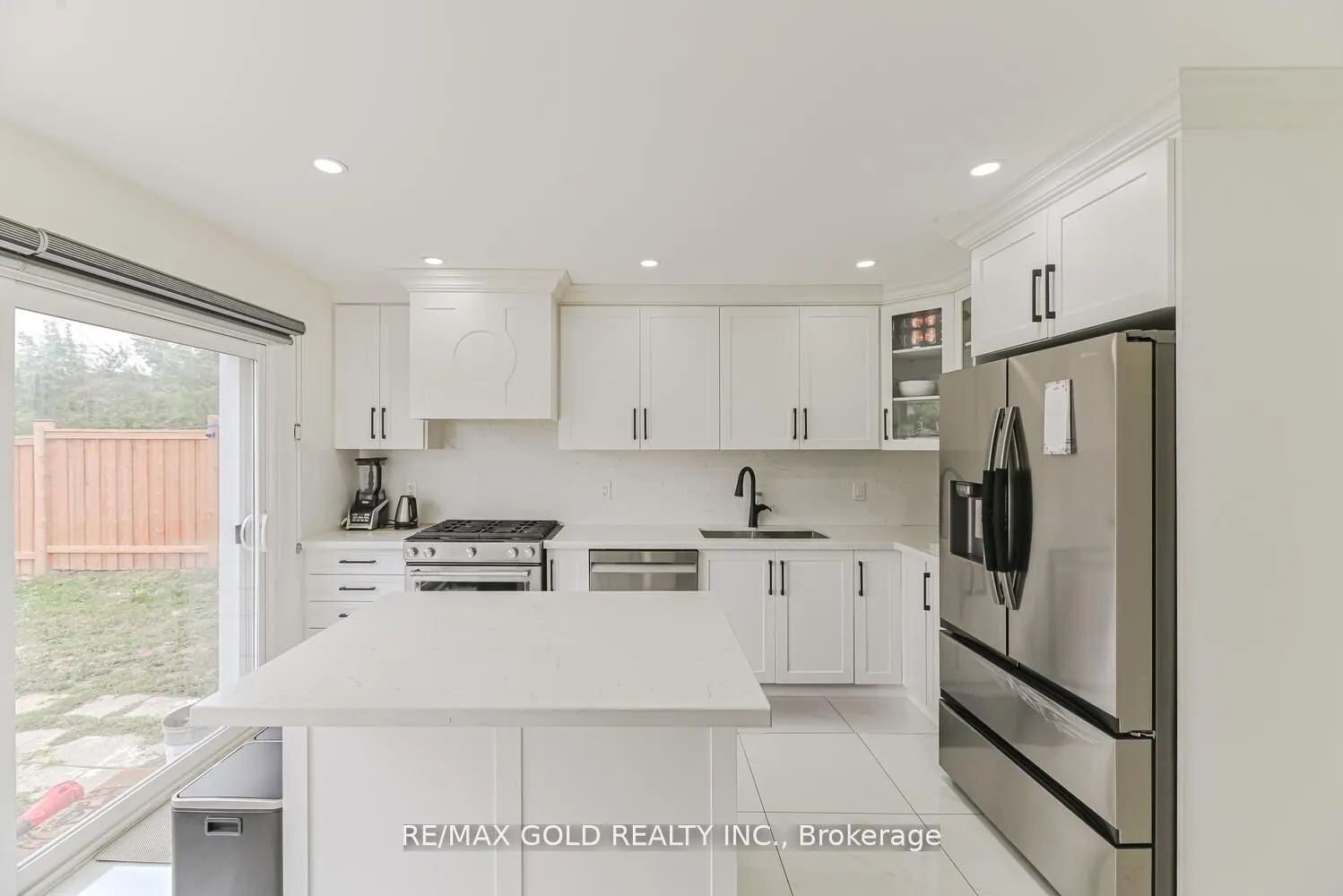 81 Drake Boulevard
