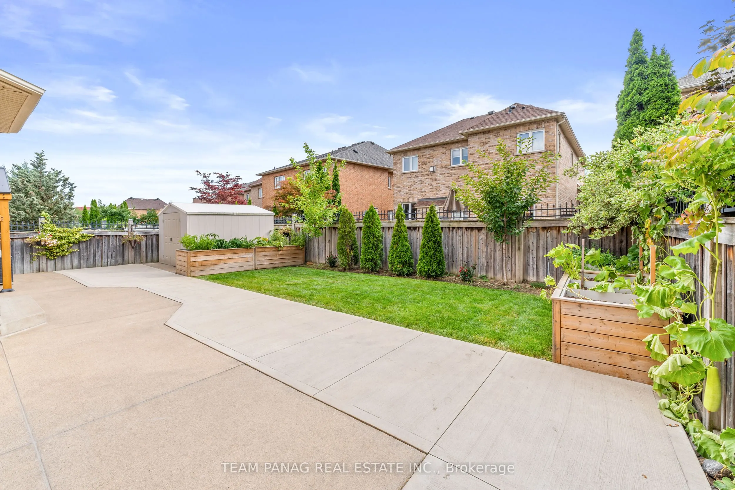 22 Saint Hubert Drive