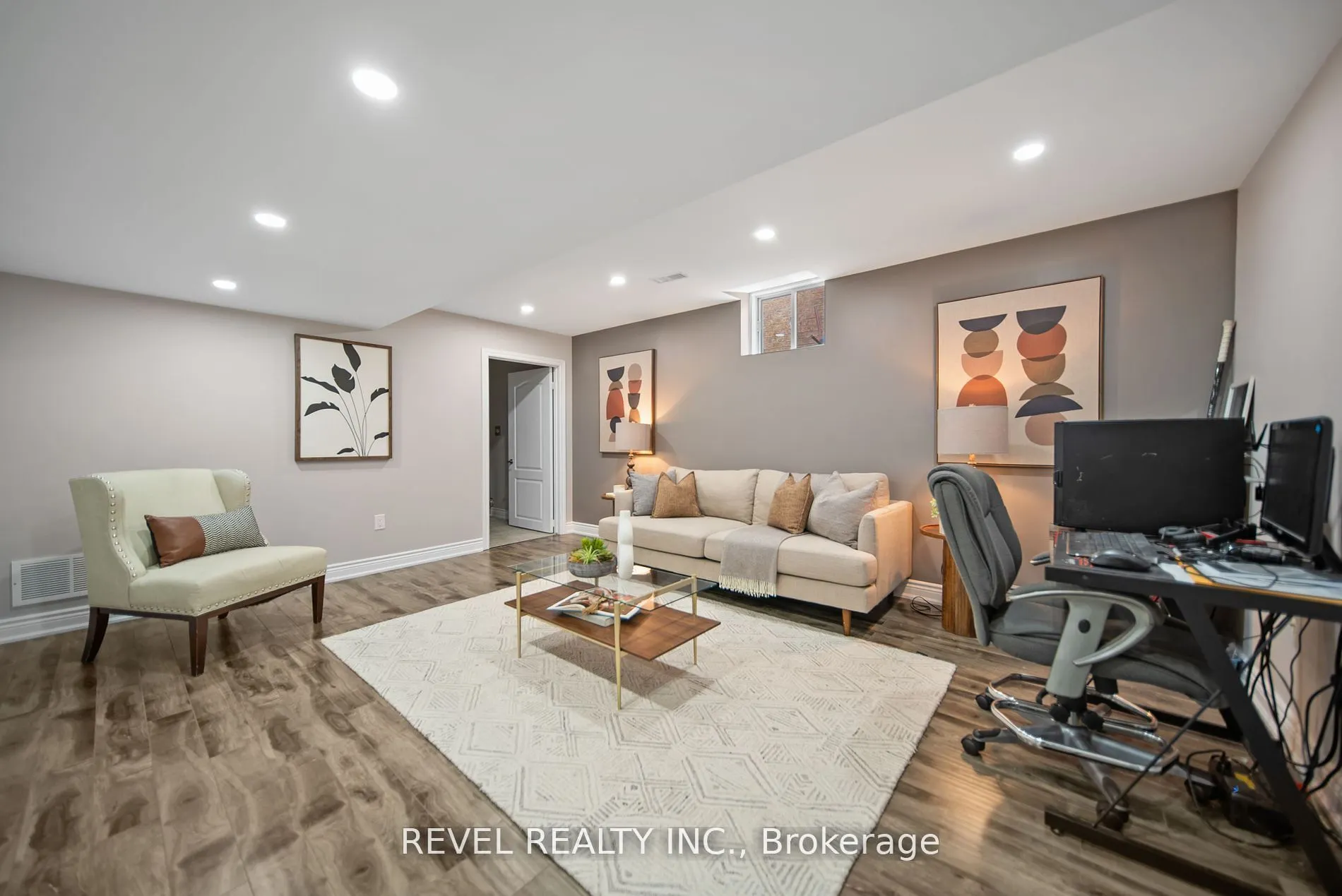 31 Saint Hubert Drive, #Basement