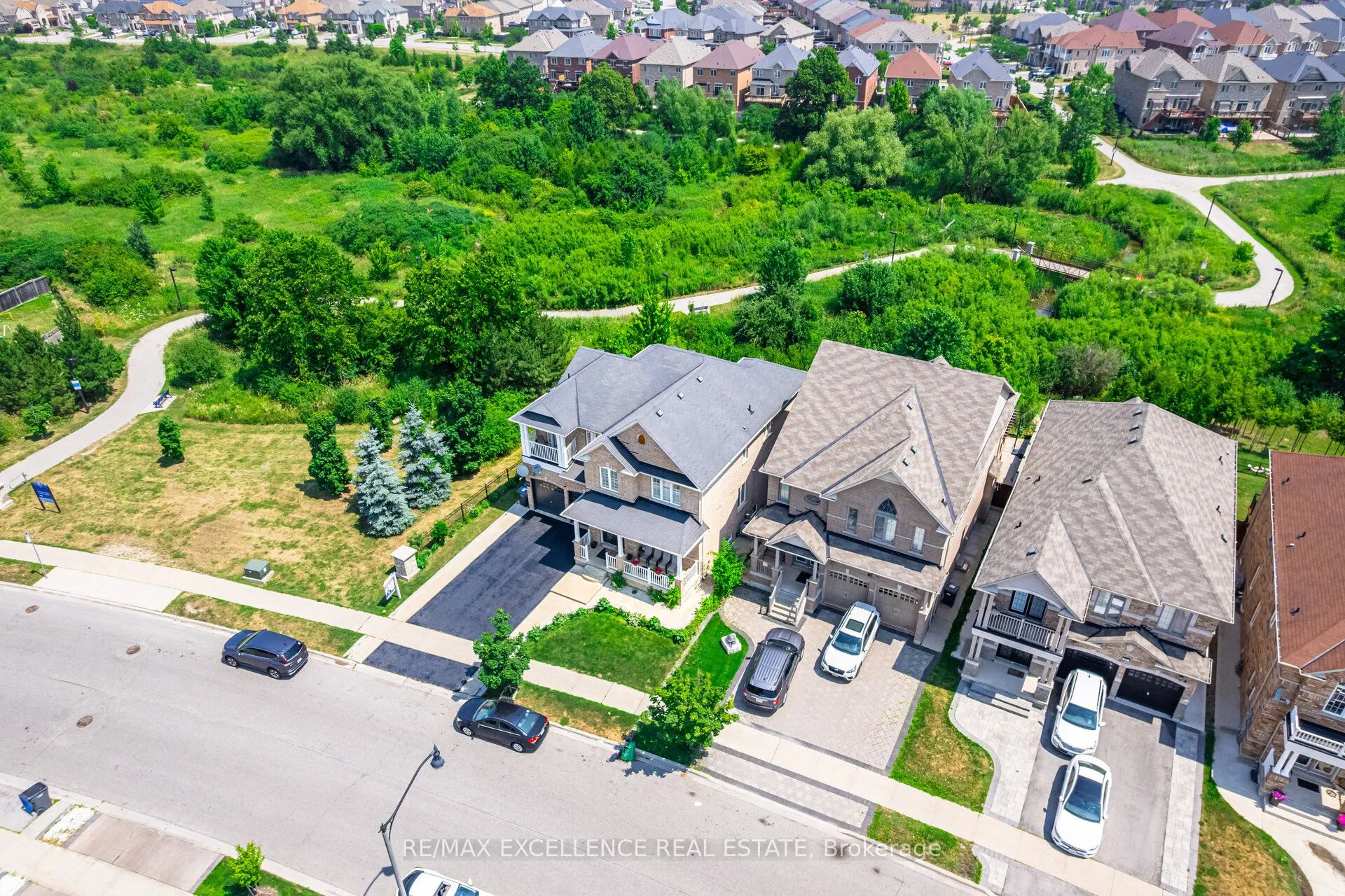 73 Gardenbrooke Trail