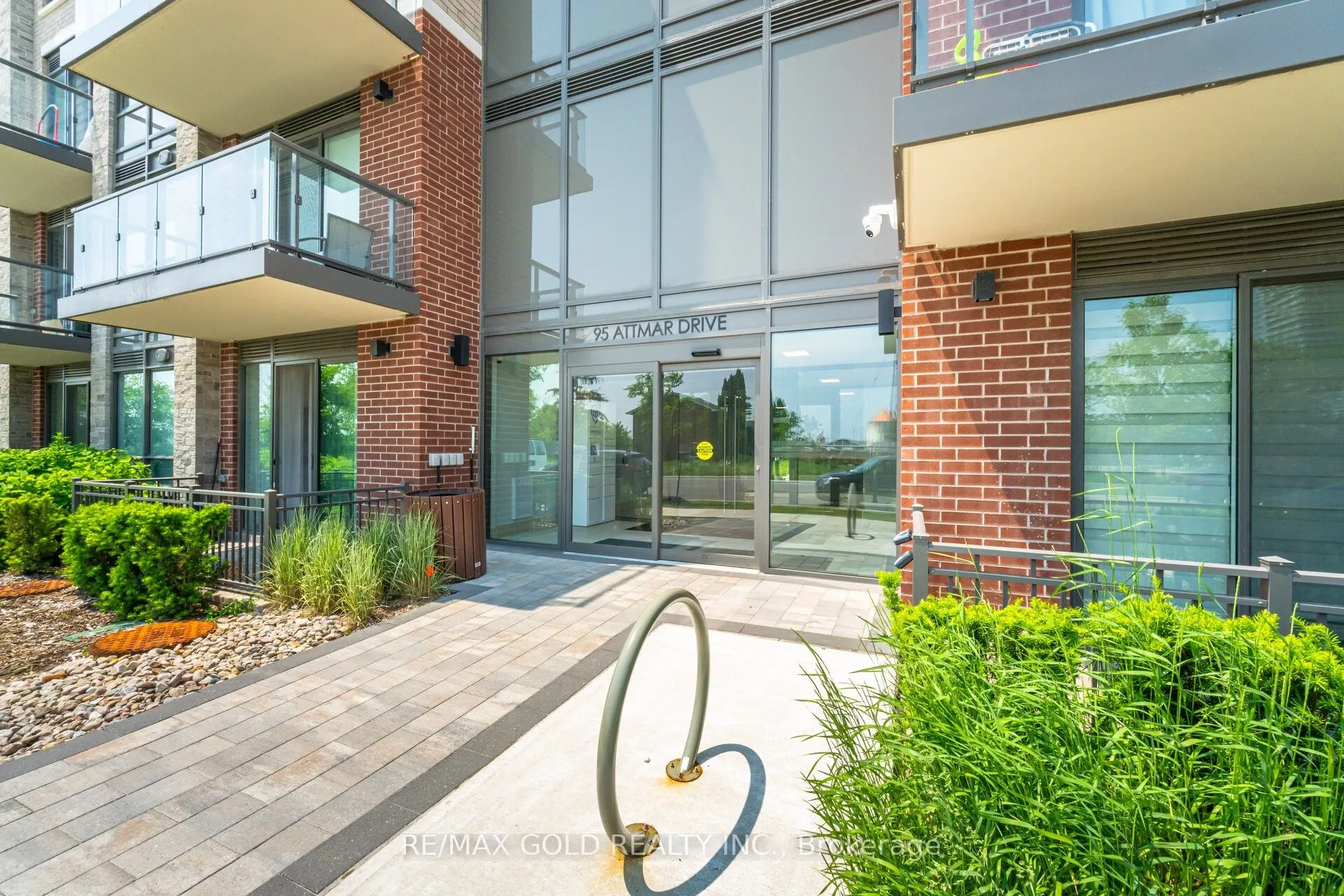 95 Attmar Drive, #113