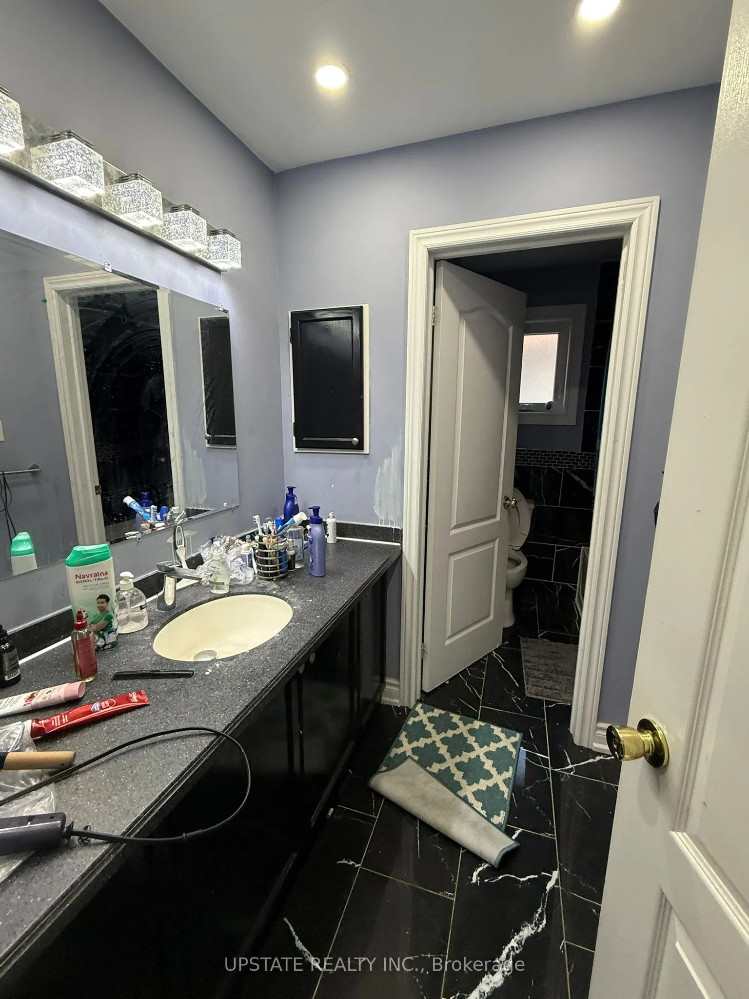 52 Sweet Clover Crescent N