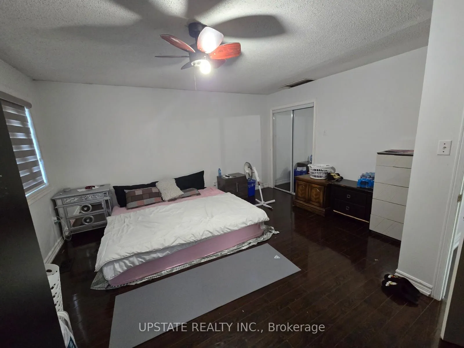 52 Sweet Clover Crescent N