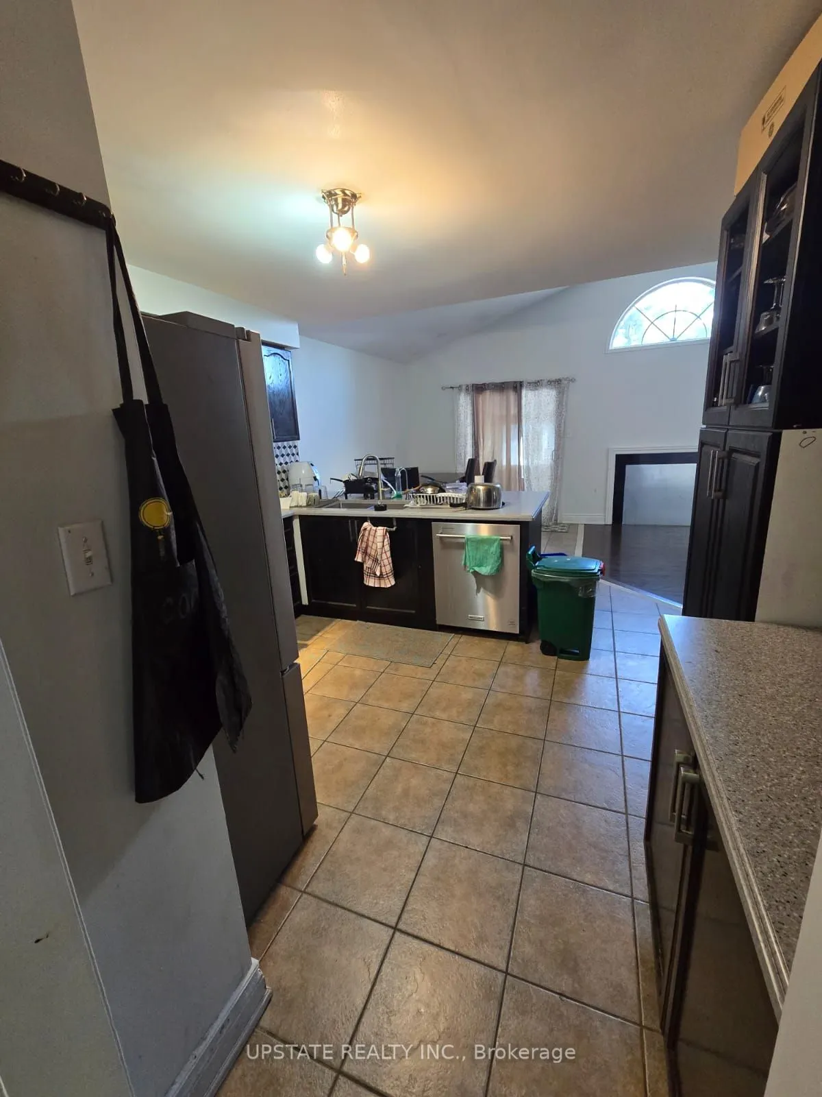 52 Sweet Clover Crescent N