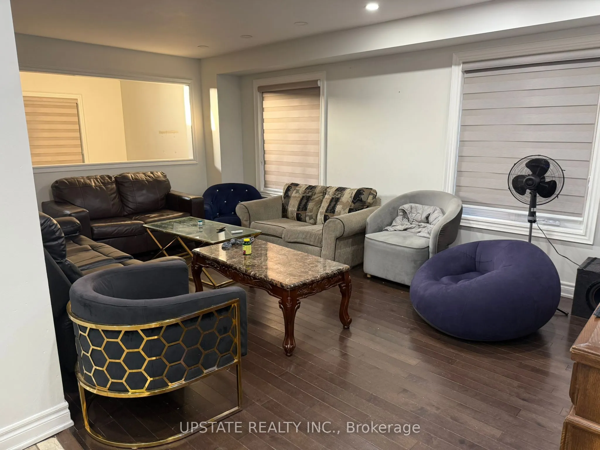 52 Sweet Clover Crescent N