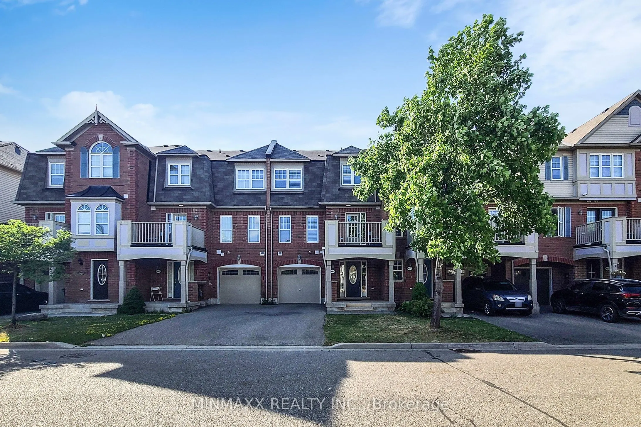449 DALHOUSIE Gate