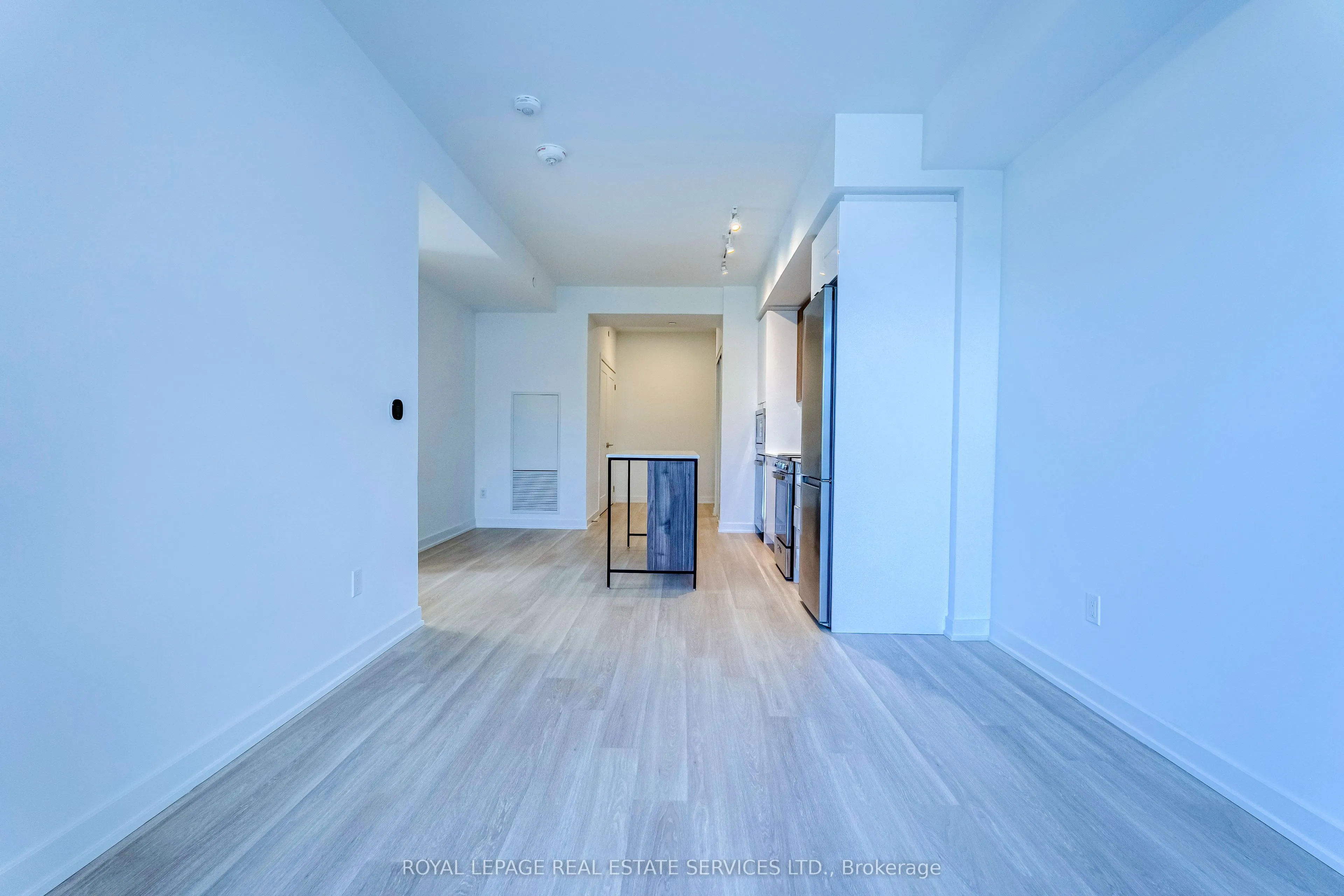 5105 Hurontario Street, #502