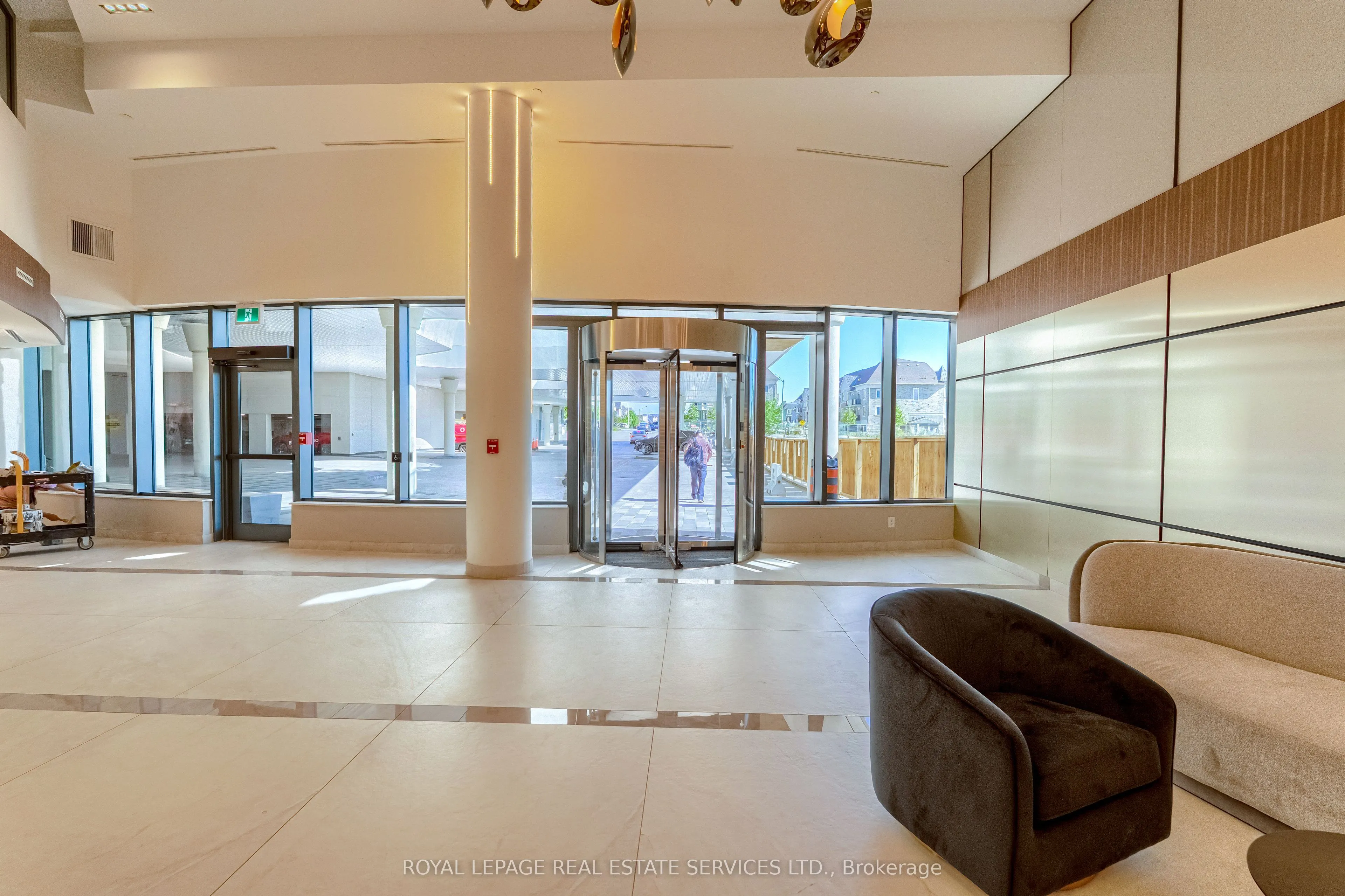 5105 Hurontario Street, #502