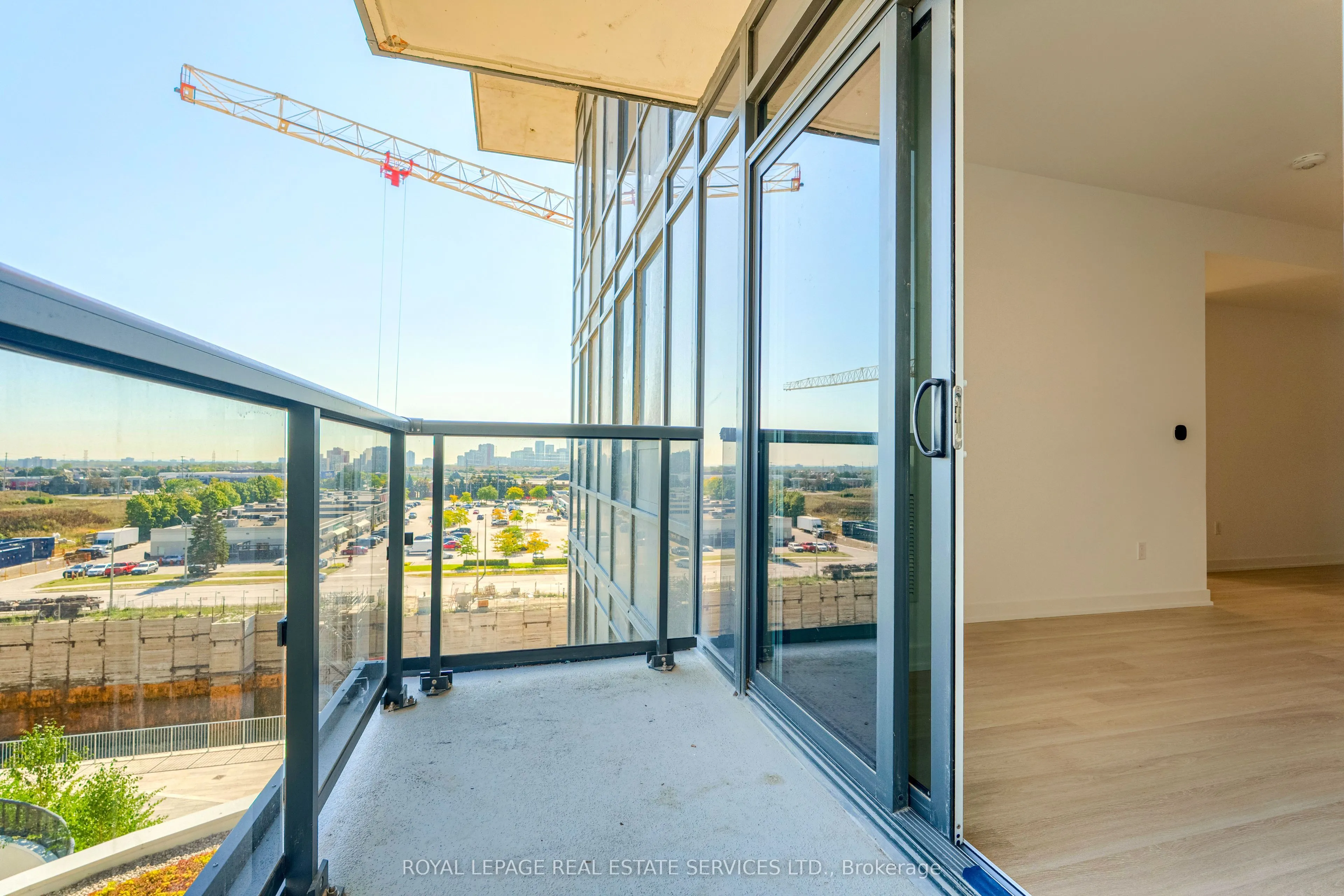 5105 Hurontario Street, #502