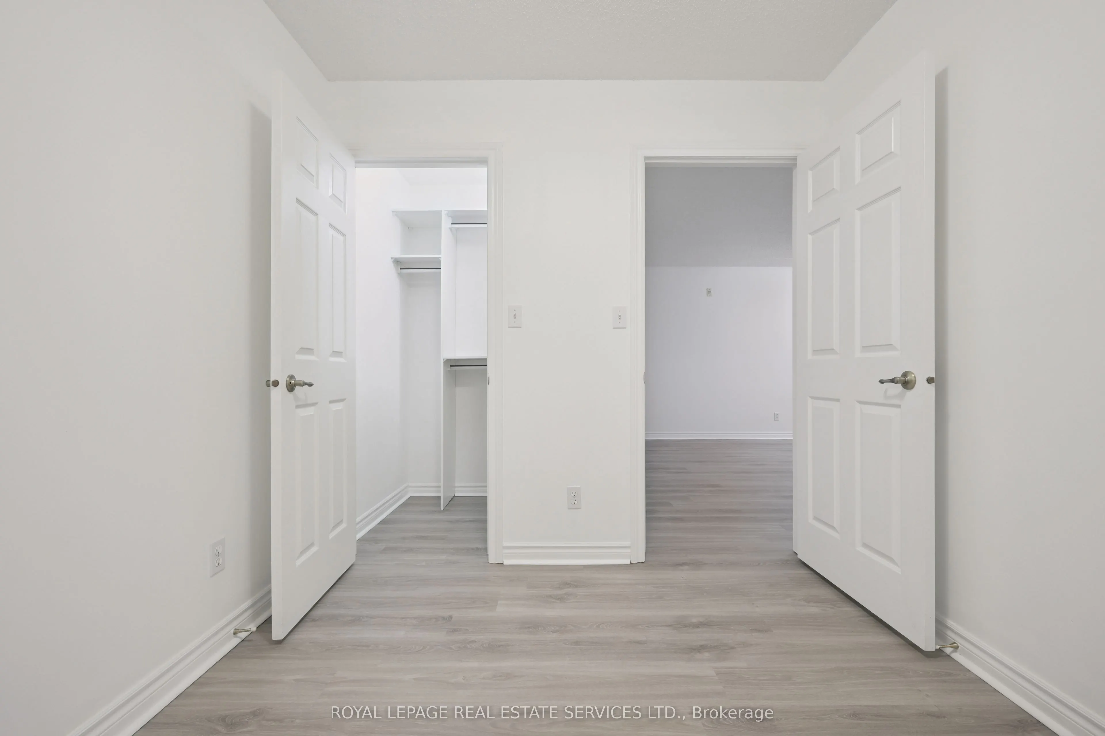 1450 Bishops Gate, #207