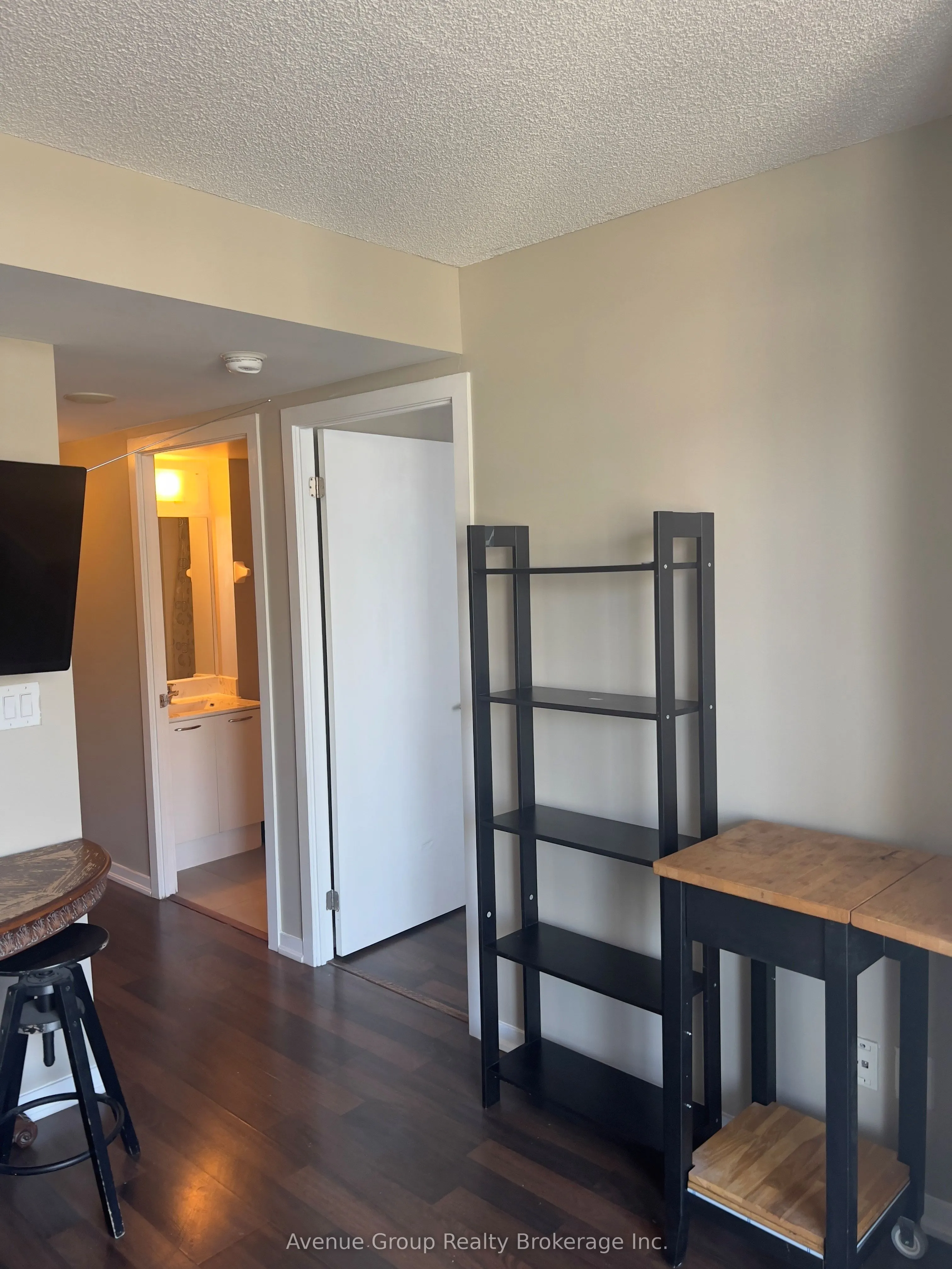38 Joe Shuster Way, #1520
