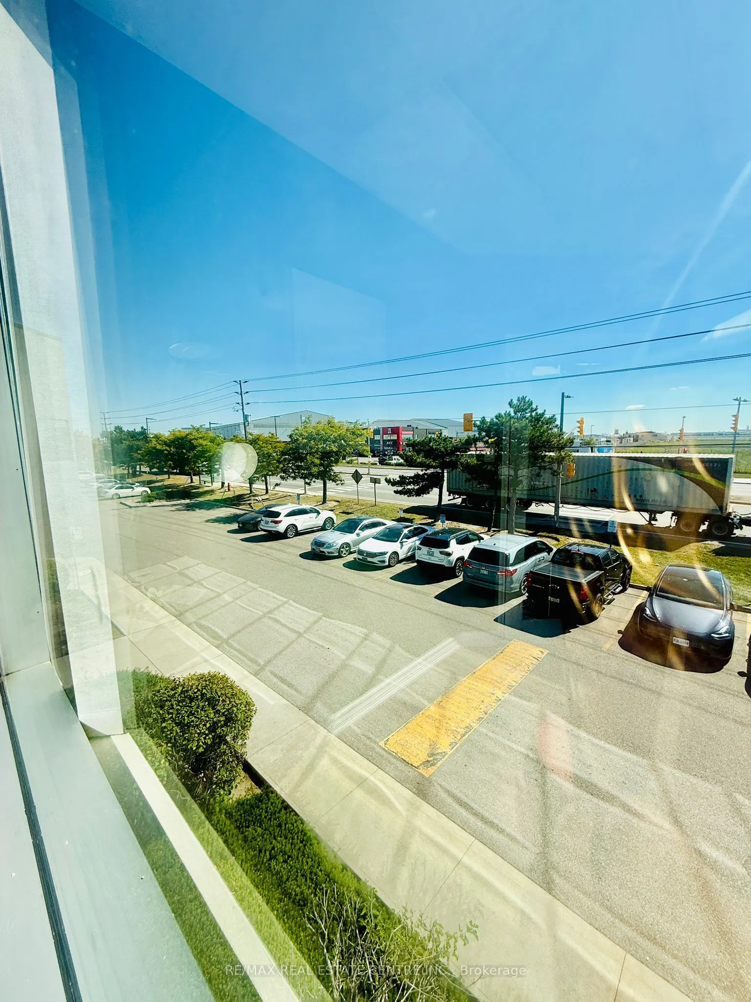 2355 Derry Road E, #15Upper