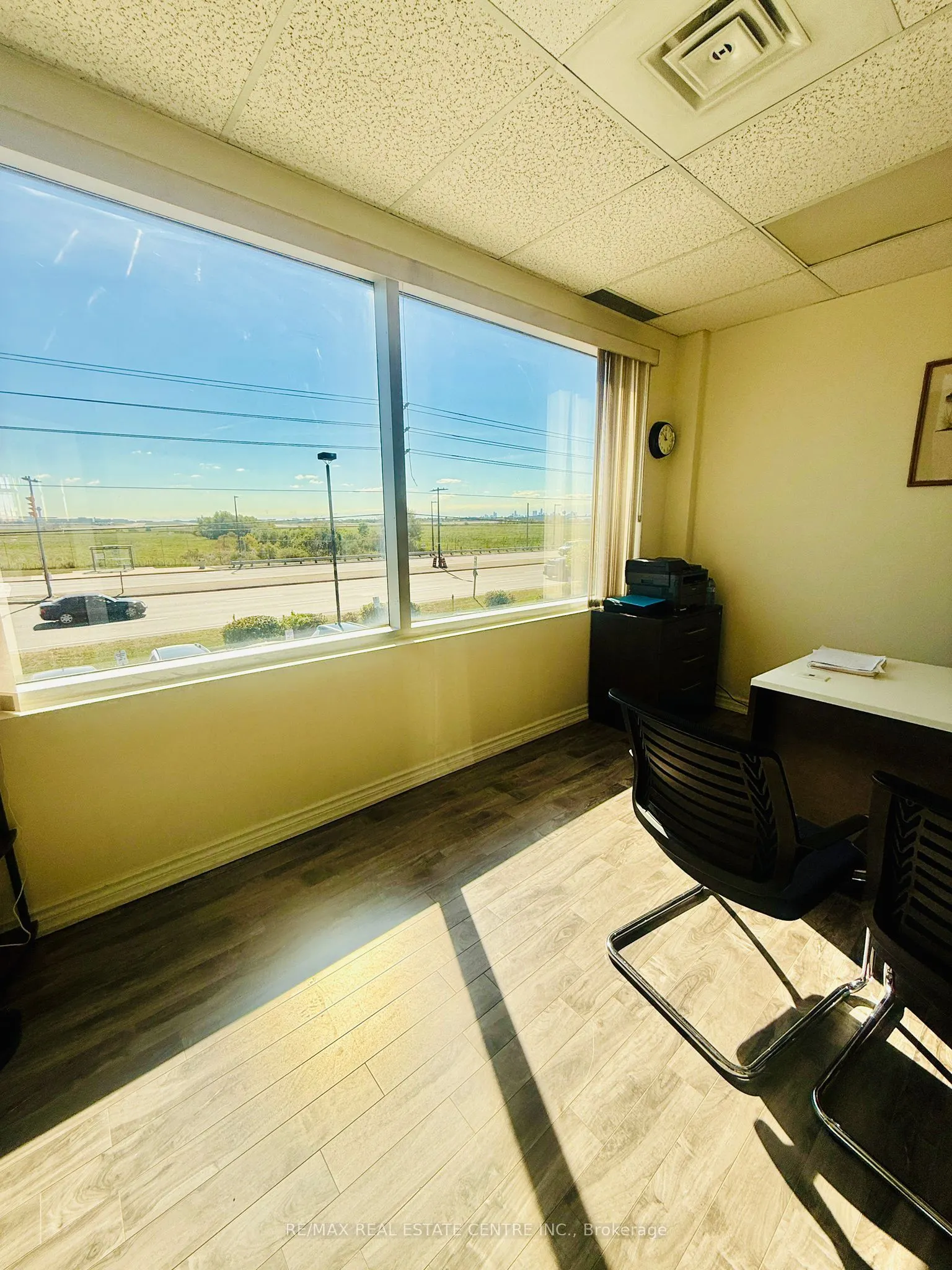 2355 Derry Road E, #15Upper