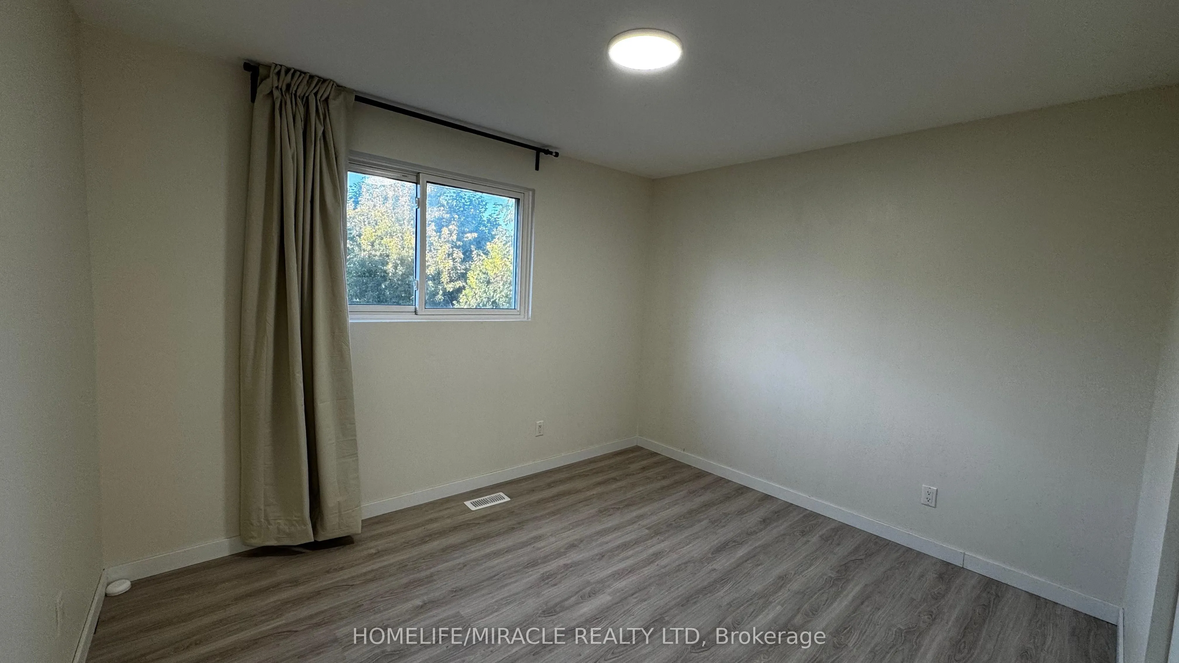 389 Williams Avenue