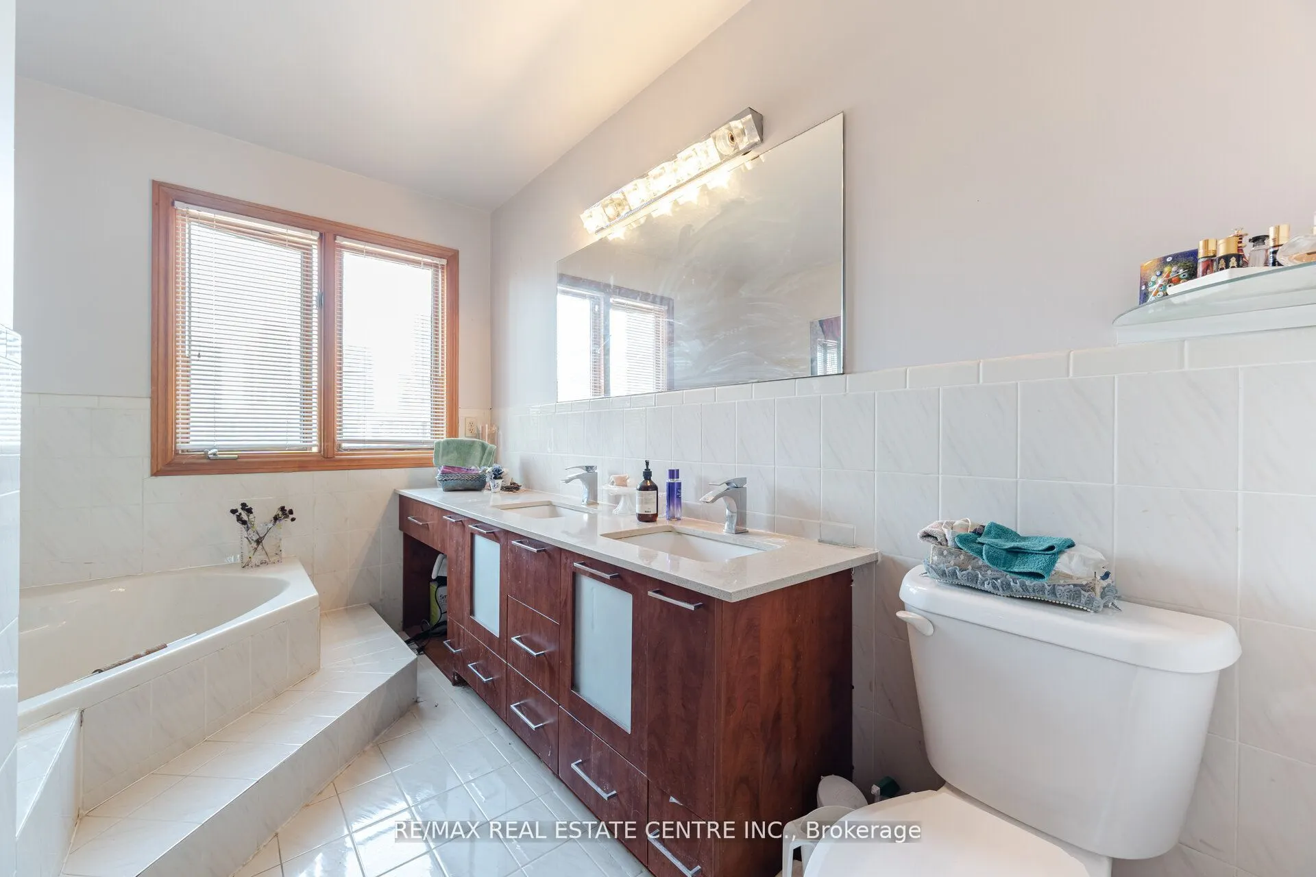 262 Boxmoor Place