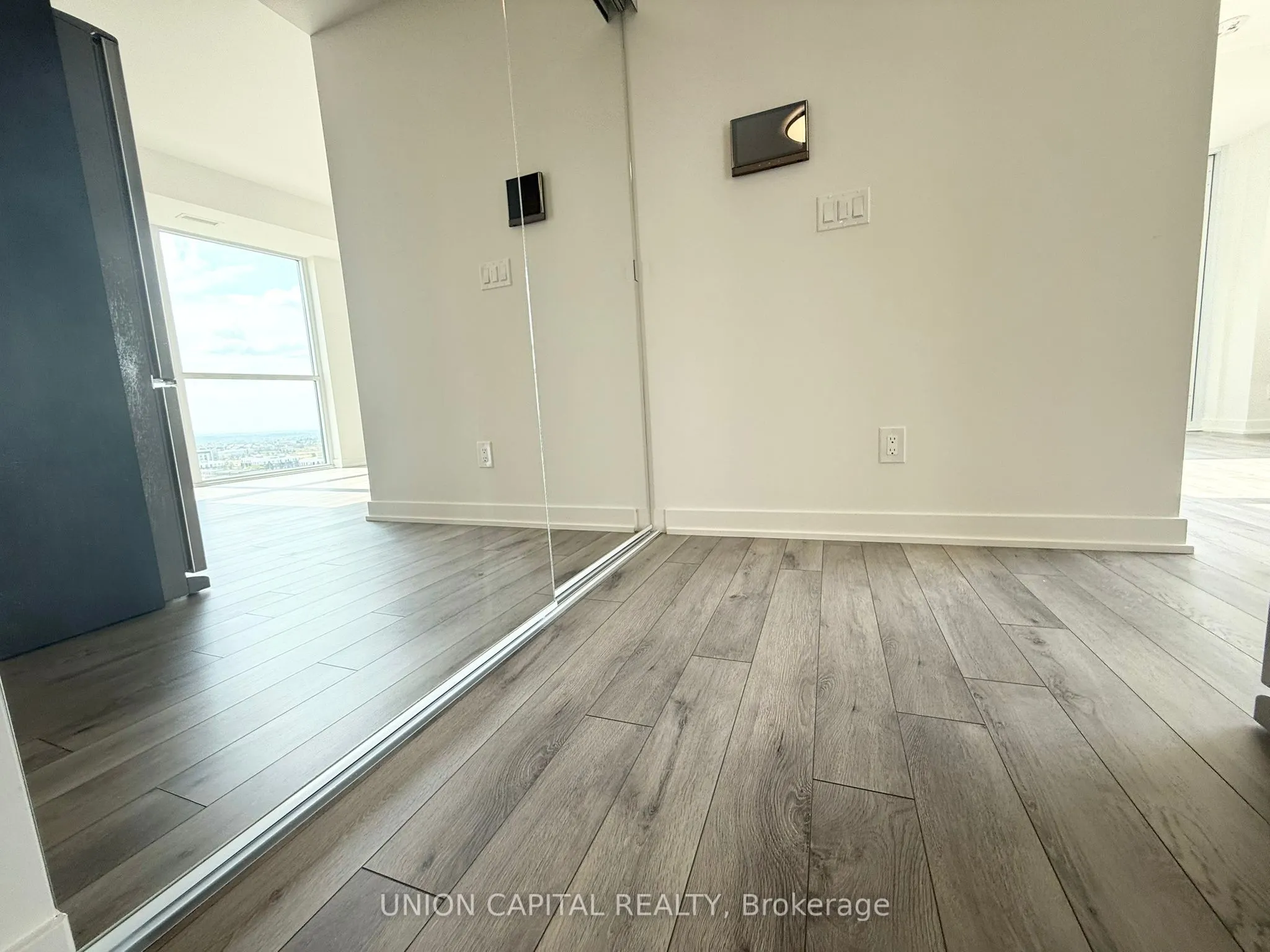 3079 Trafalgar Road, #1602