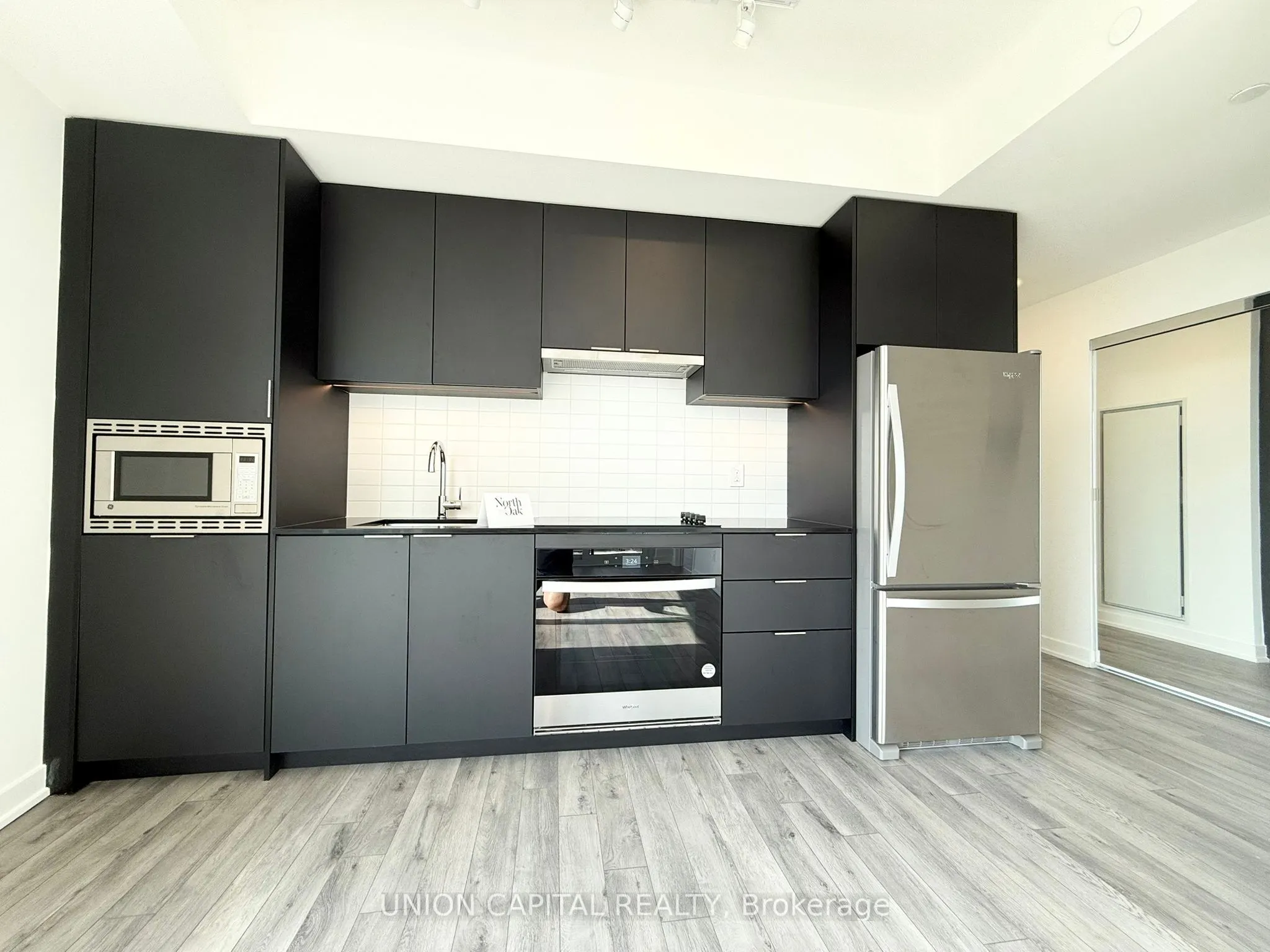 3079 Trafalgar Road, #1602