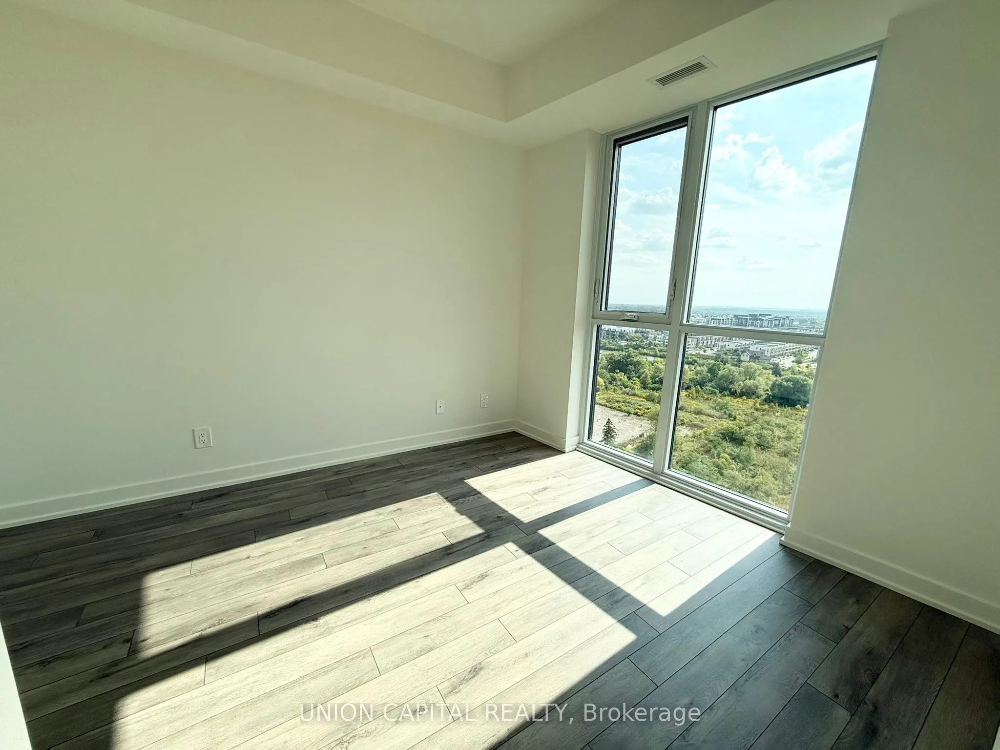 3079 Trafalgar Road, #1602