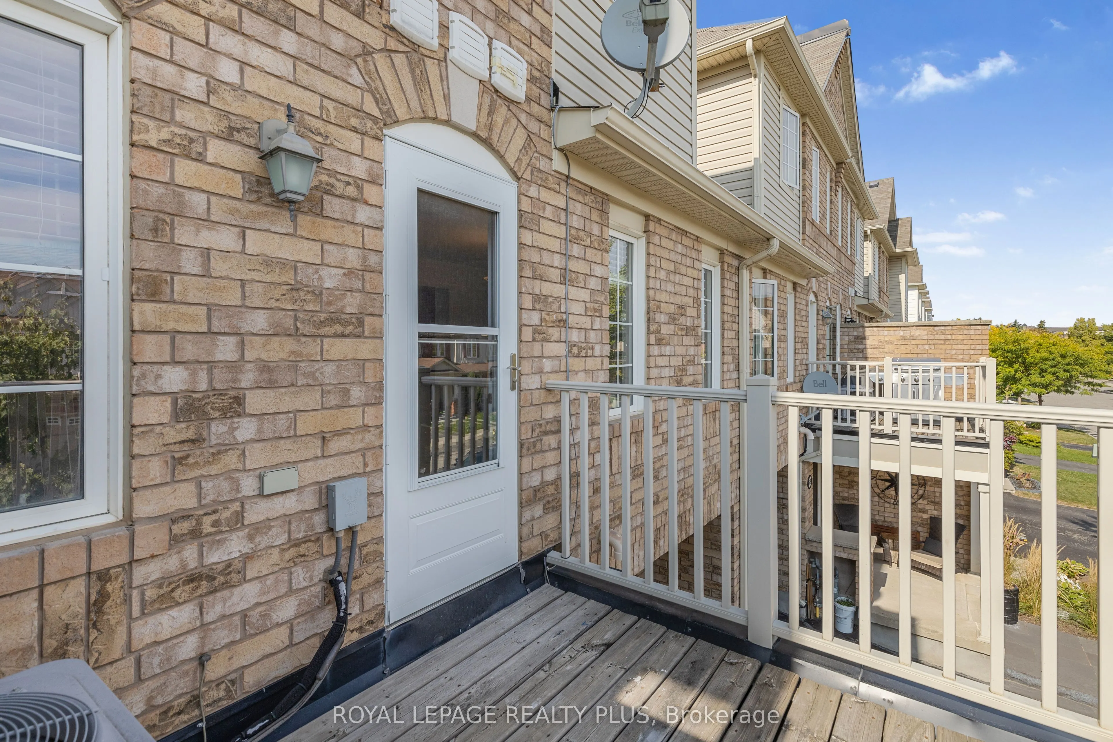 567 Speyer Circle