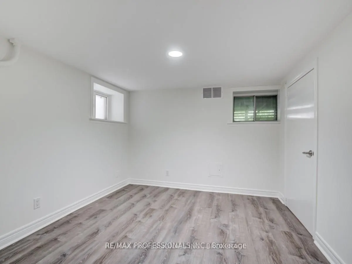 41 Sellers Avenue