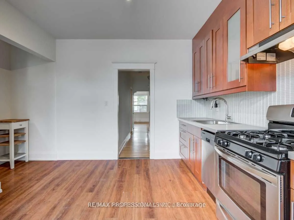 41 Sellers Avenue