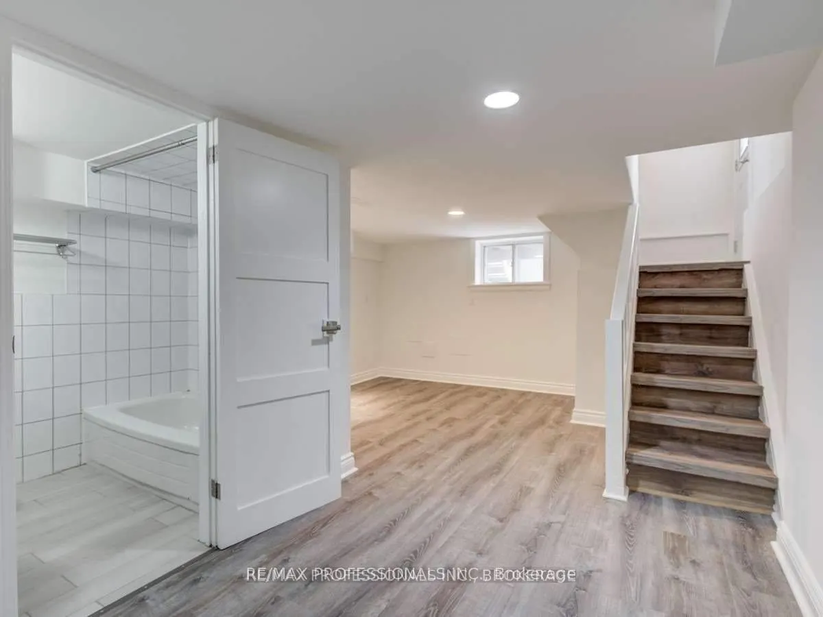 41 Sellers Avenue