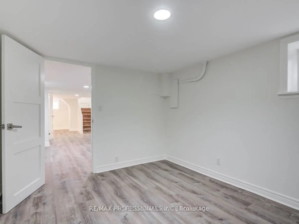 41 Sellers Avenue