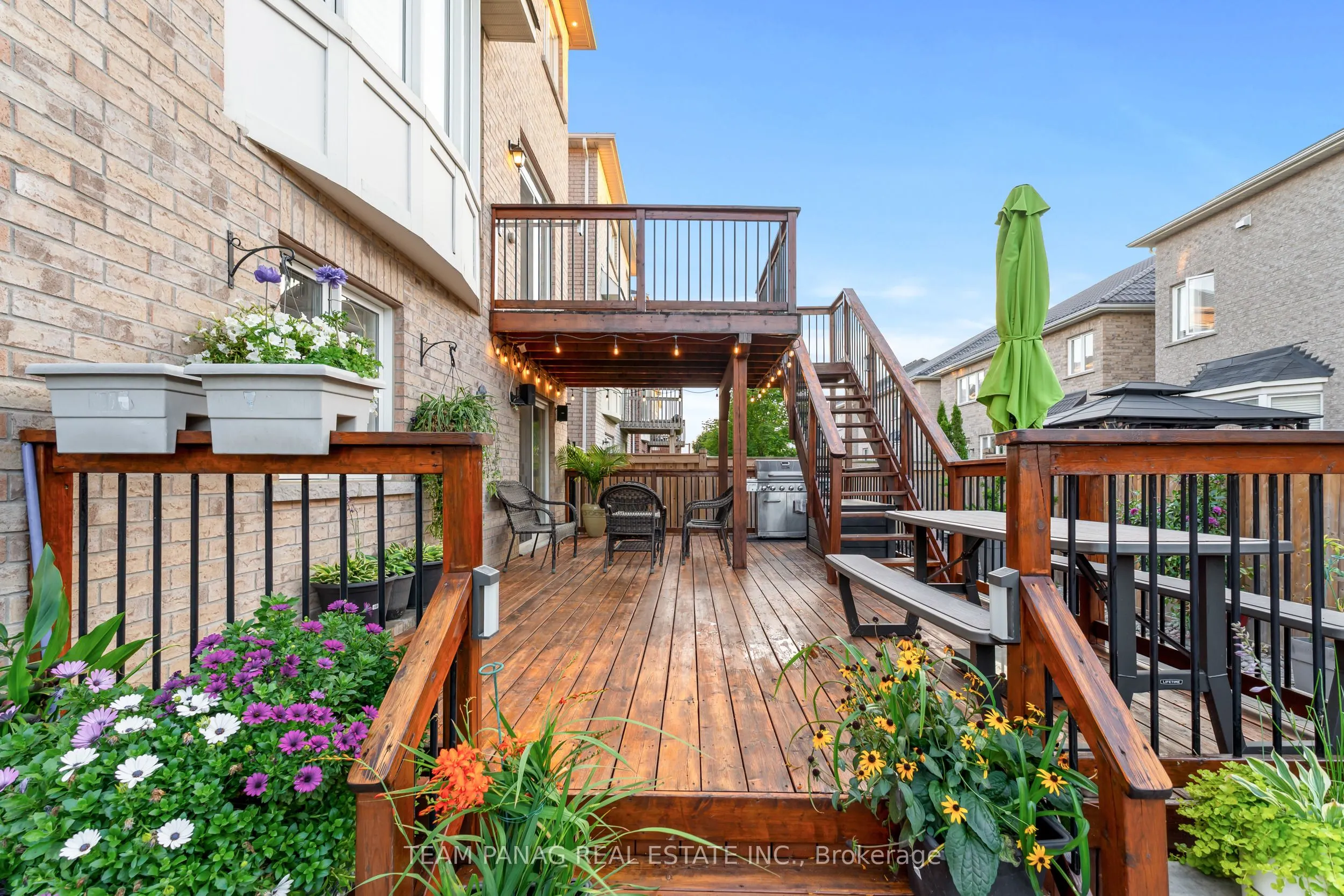 22 Cedarsprings Way