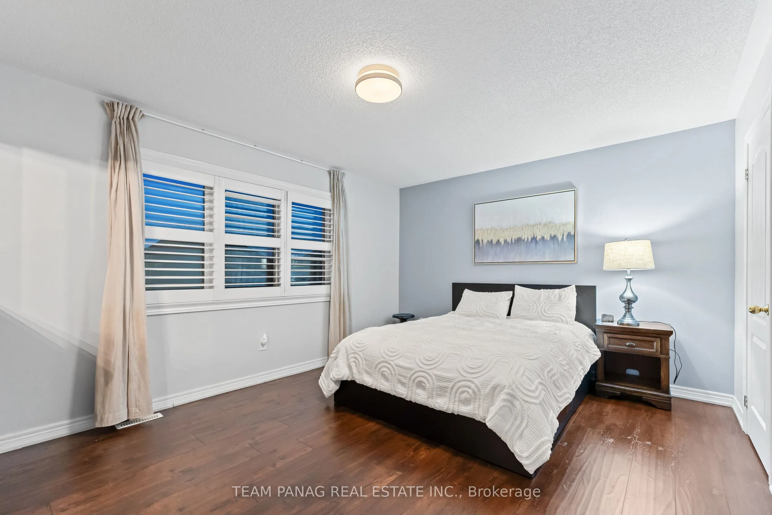 22 Cedarsprings Way