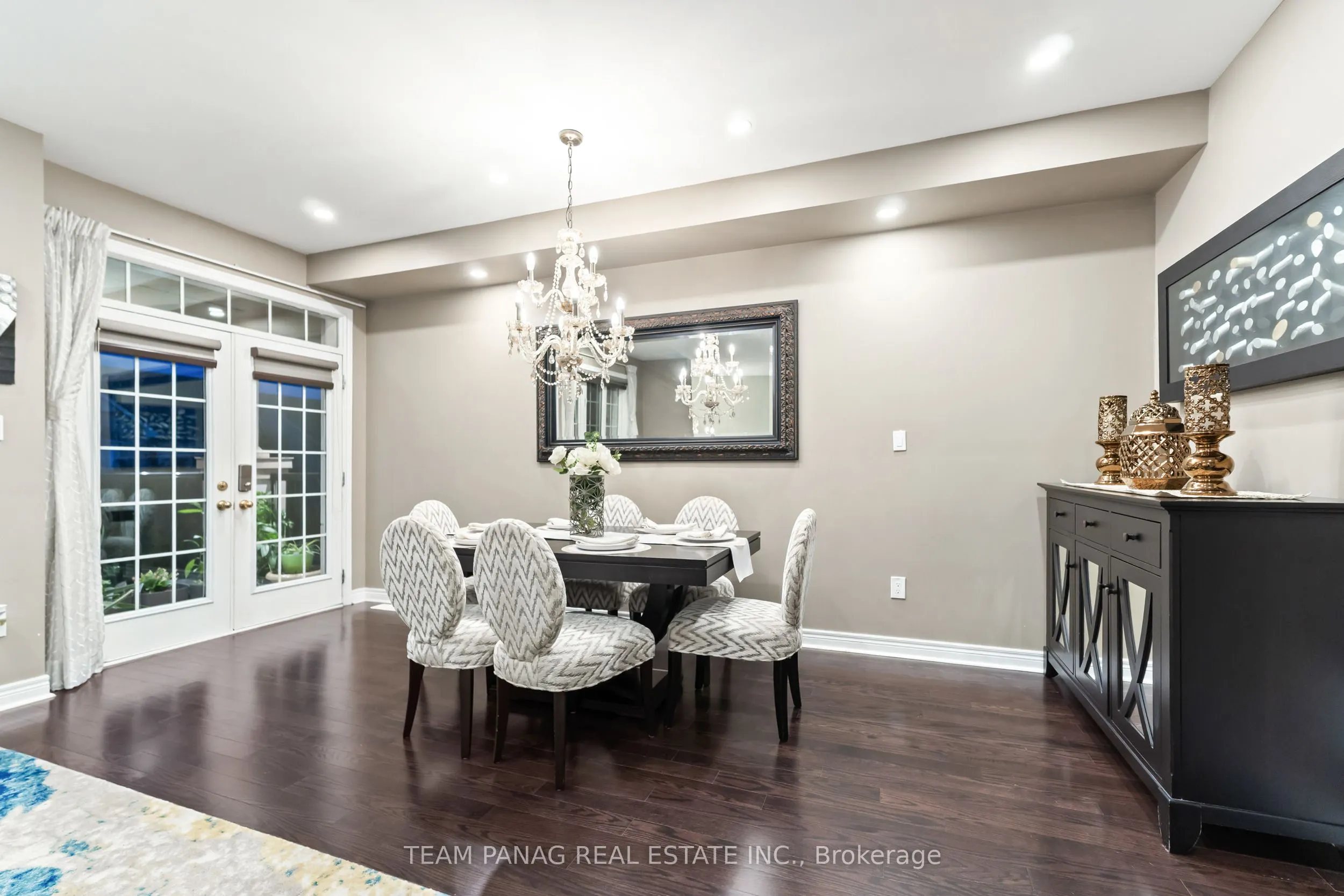 22 Cedarsprings Way