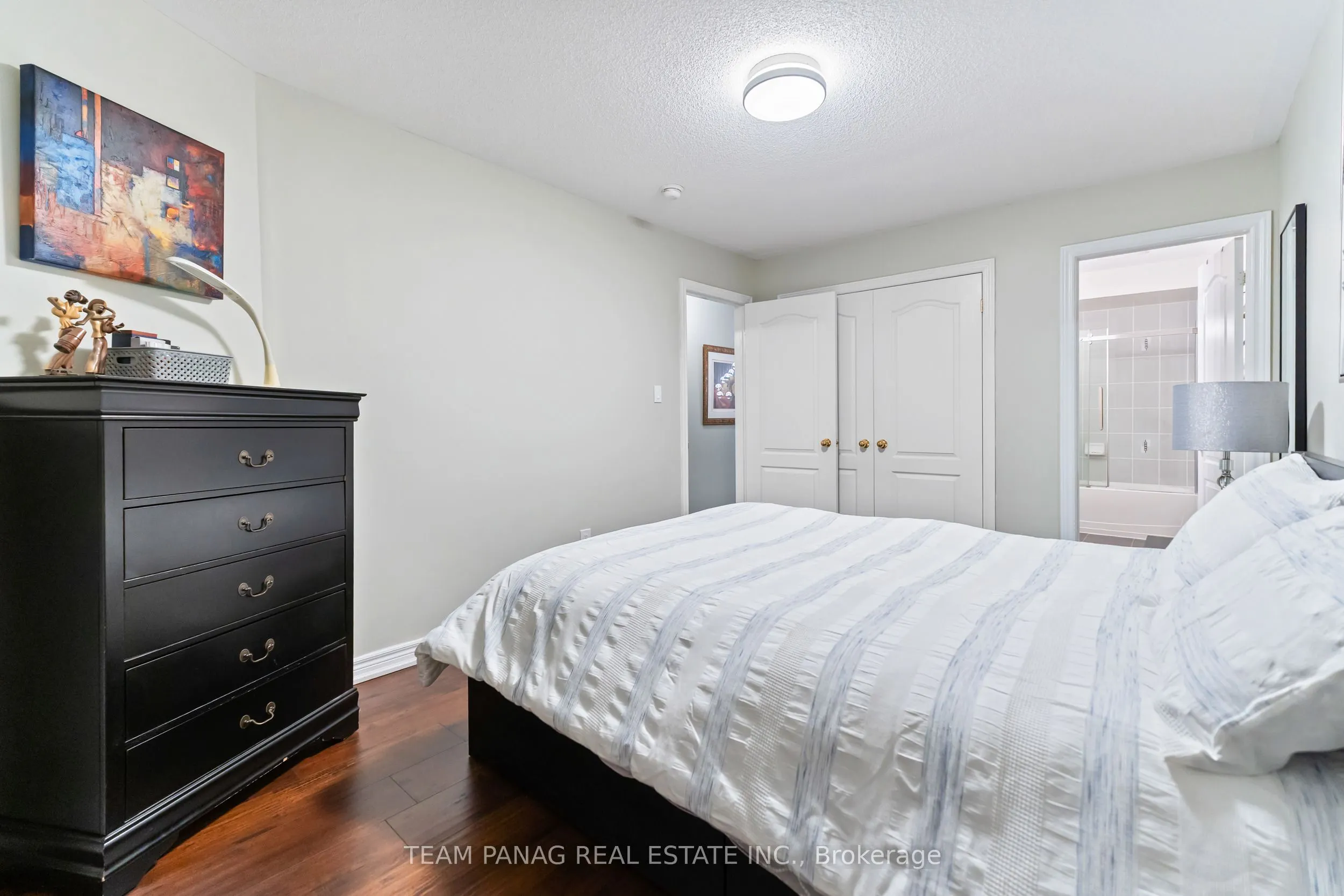 22 Cedarsprings Way