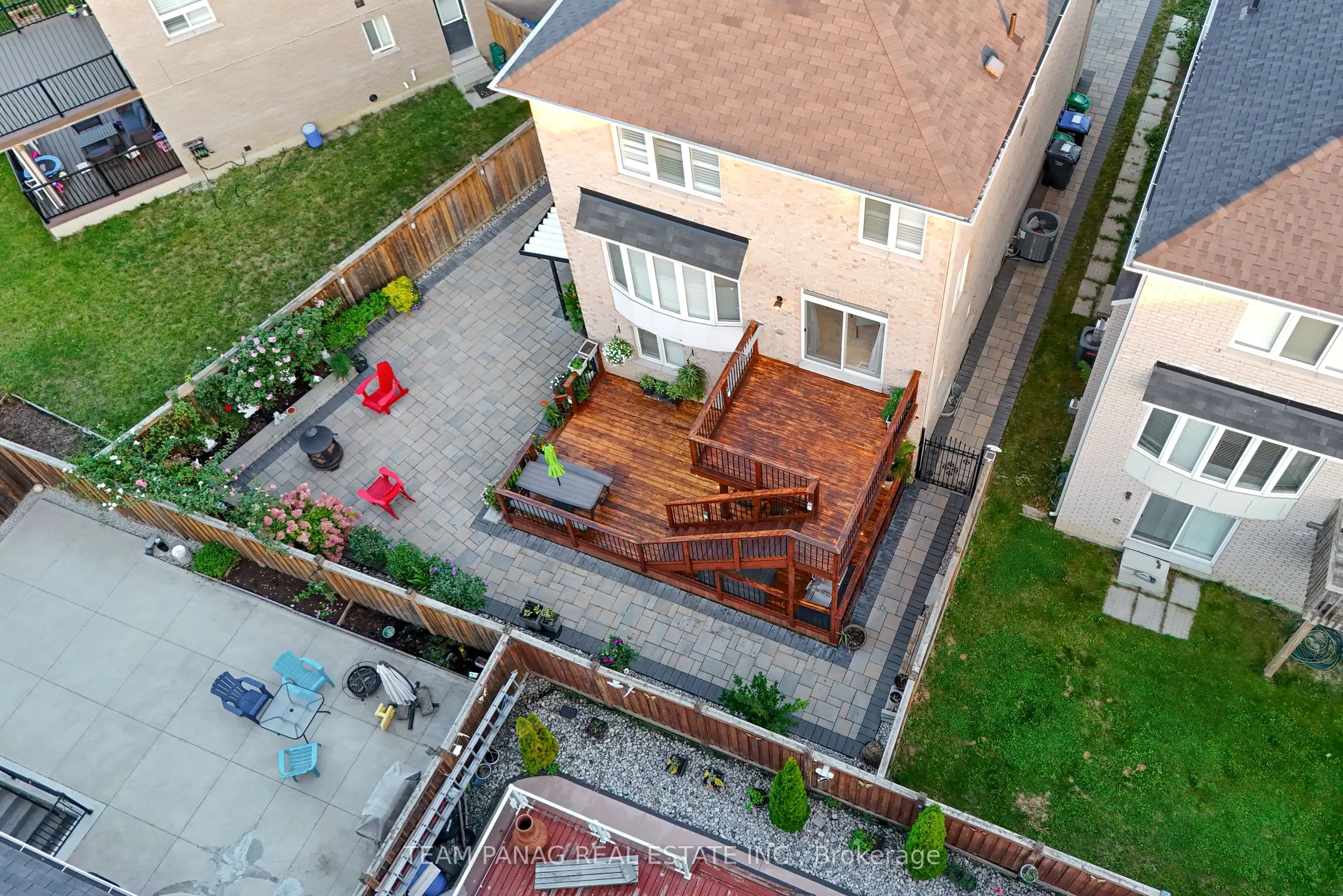 22 Cedarsprings Way