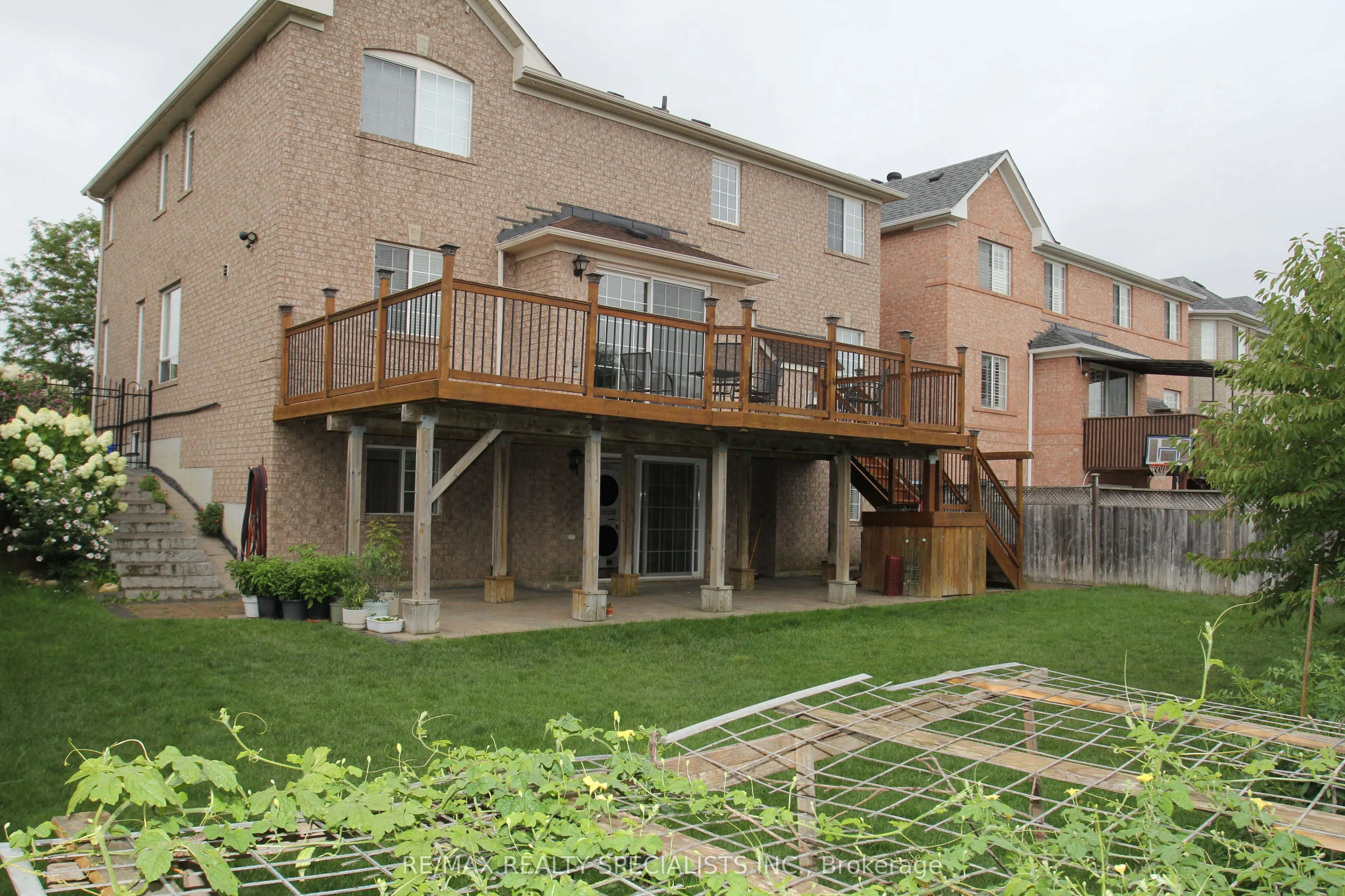 24 Catchfly Crescent