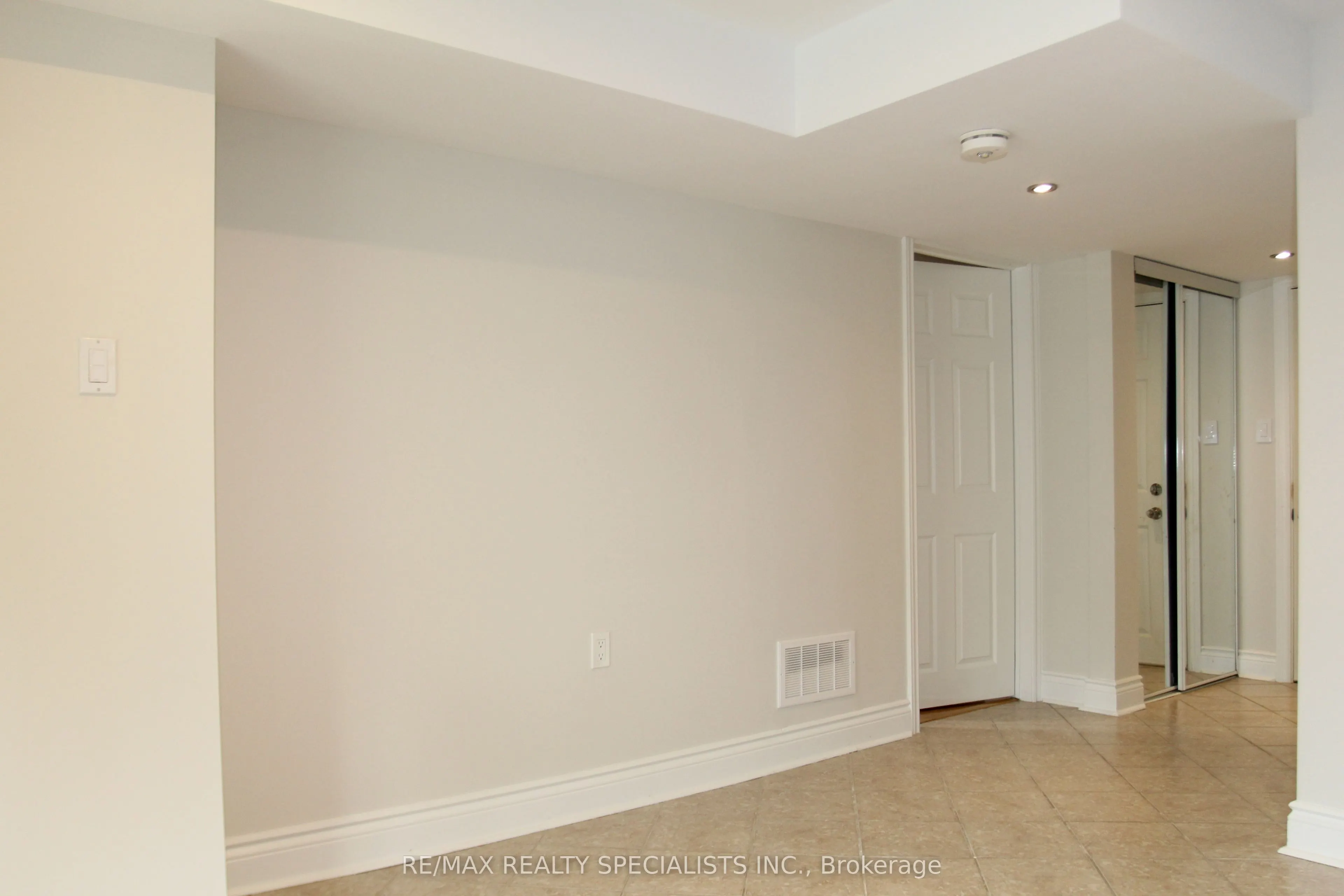 24 Catchfly Crescent