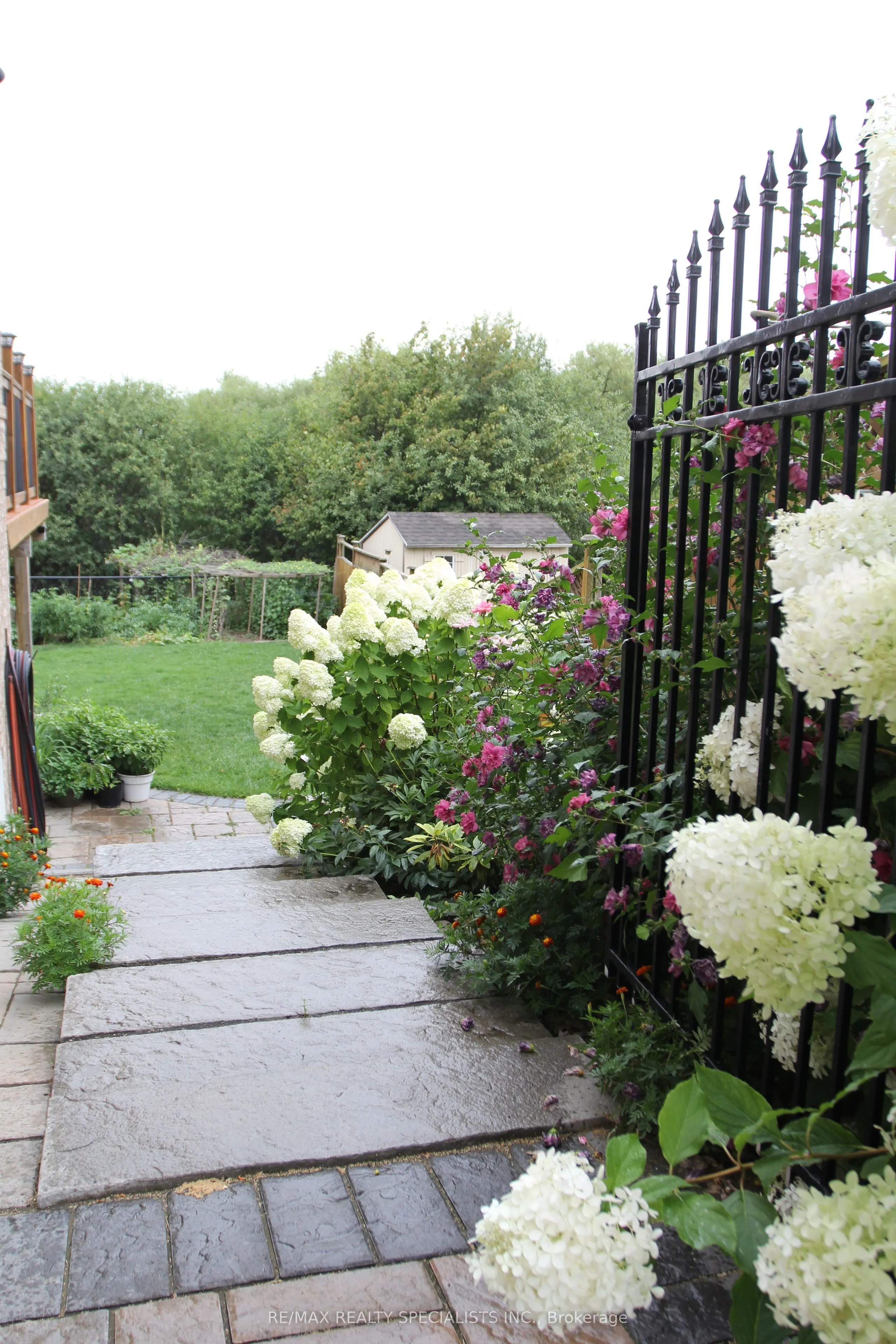 24 Catchfly Crescent