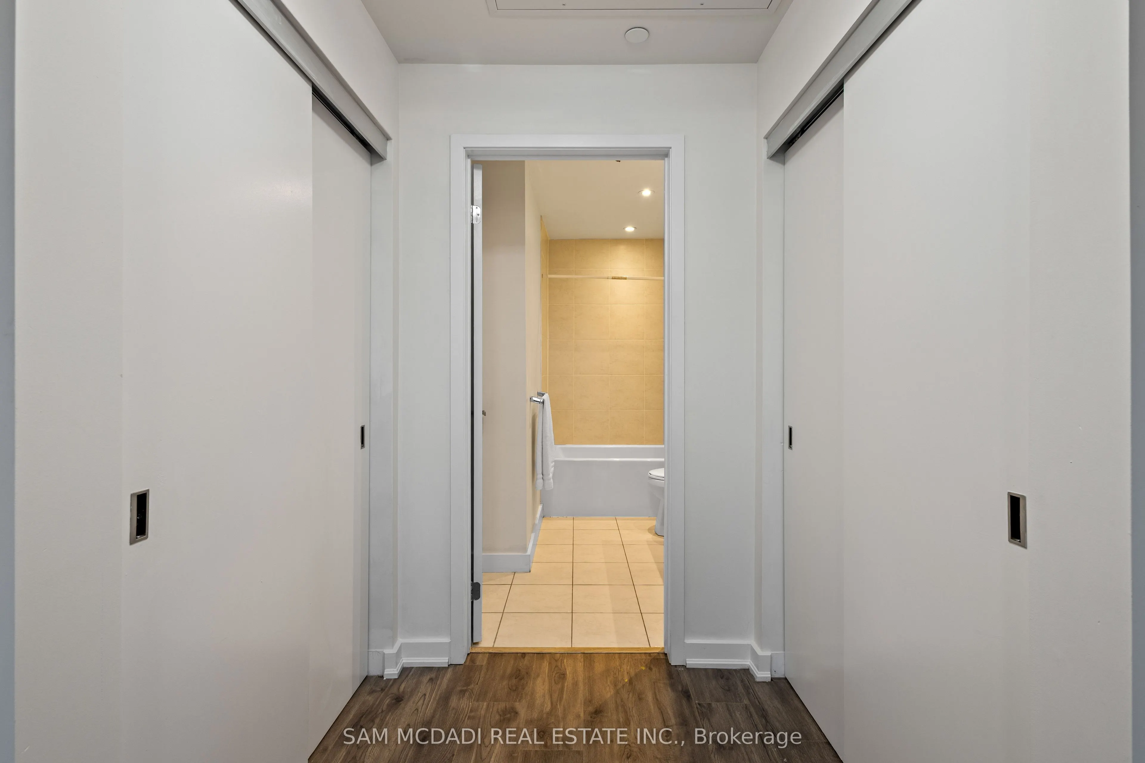 5025 Harvard Road, #211