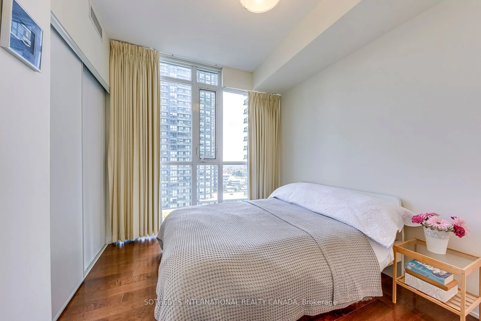 4070 Confederation Parkway, #1202